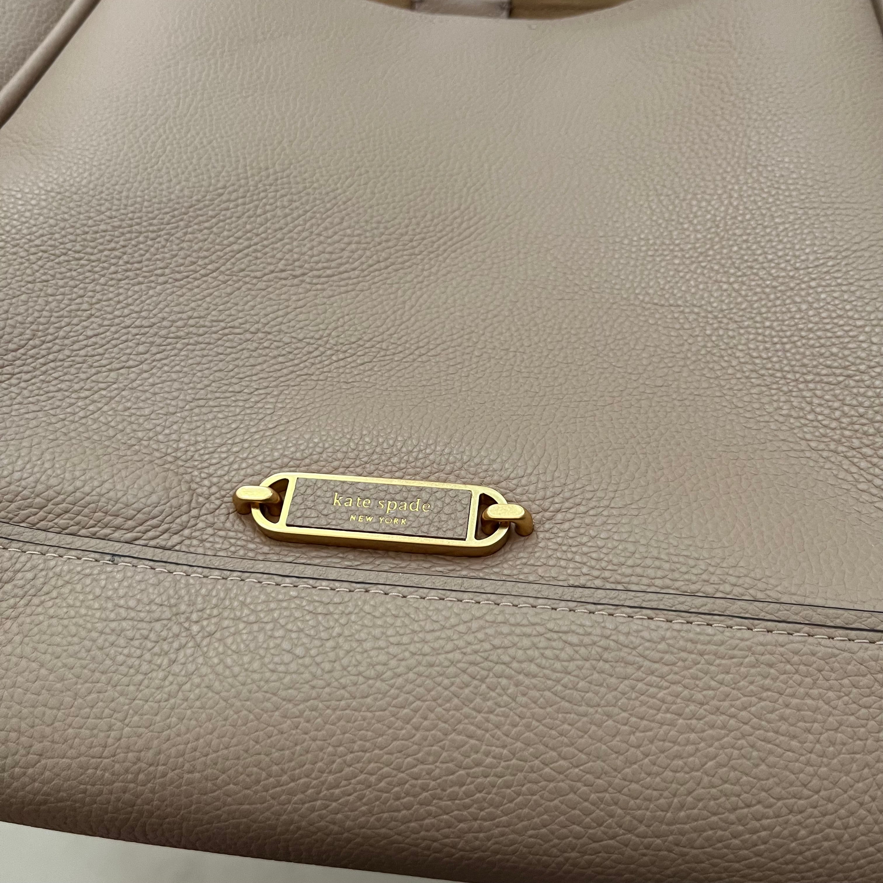 Handbag Designer By Kate Spade. Size: Large