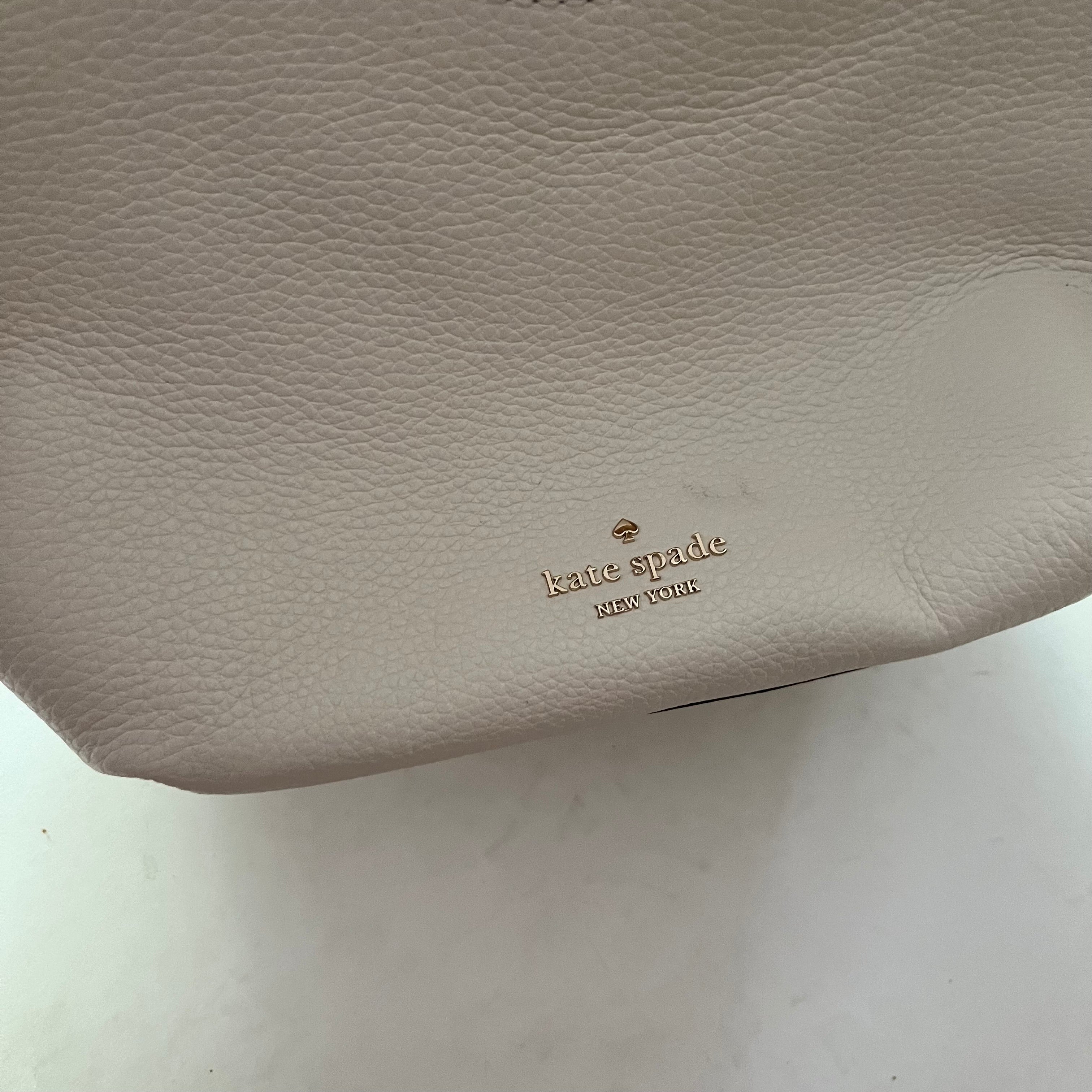 Handbag Designer By Kate Spade. Size: Medium