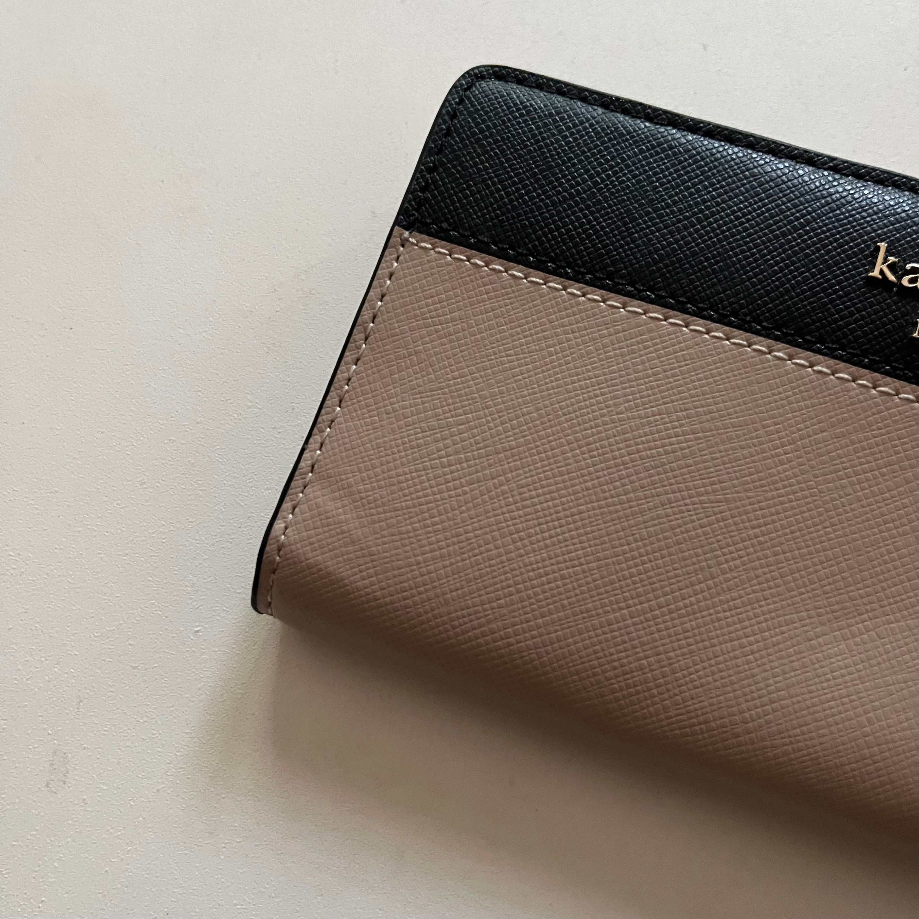 Wallet By Kate Spade. Size: Medium