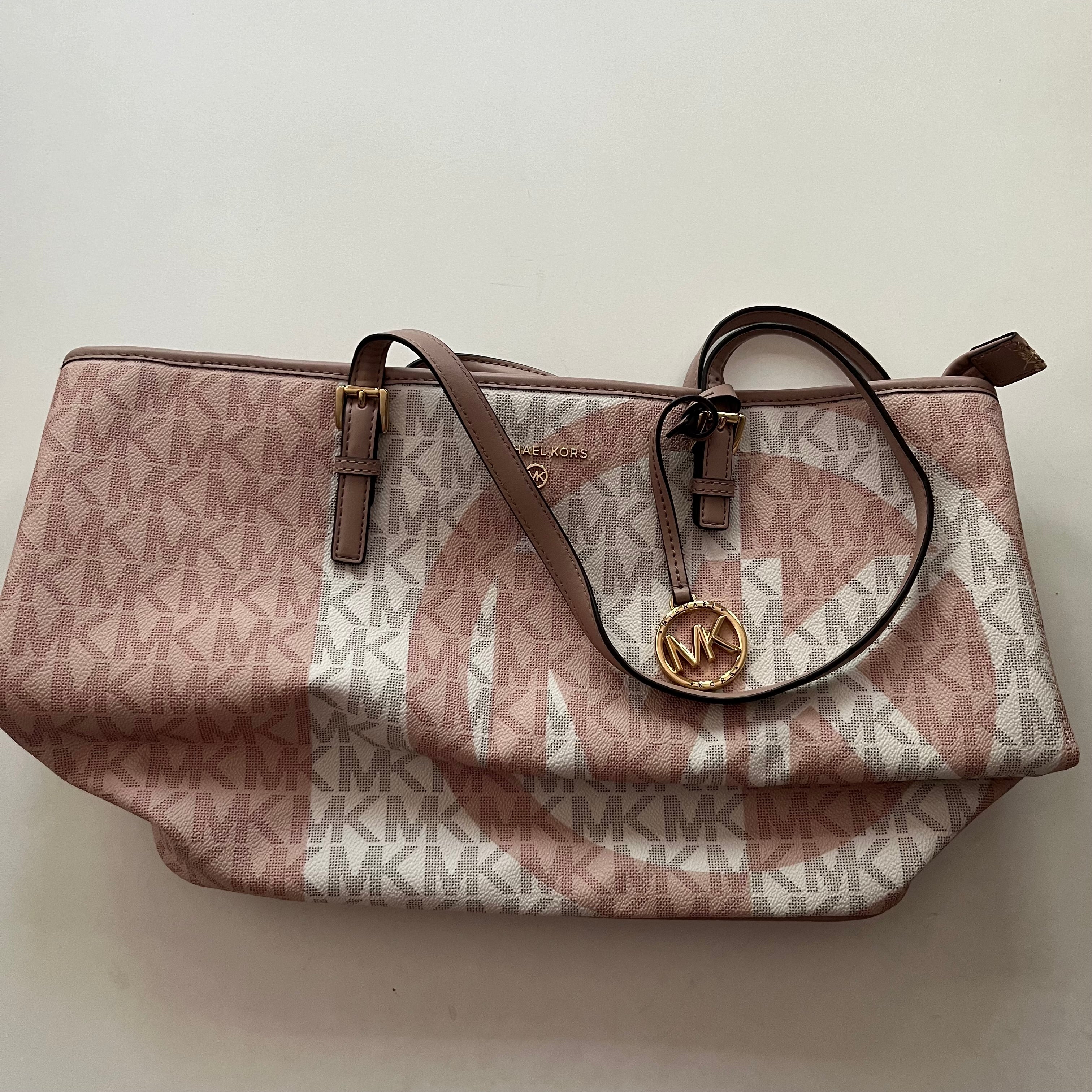Handbag Designer By Michael Kors. Size: Large