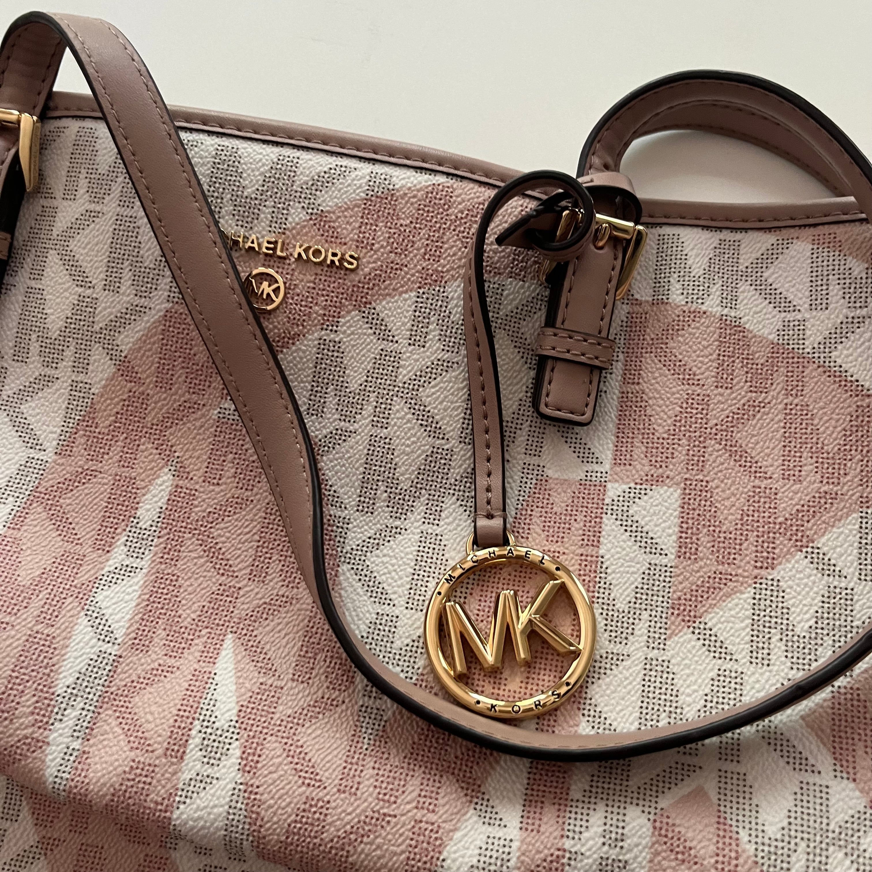 Handbag Designer By Michael Kors. Size: Large