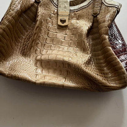 Handbag Designer By Brahmin. Size: Large