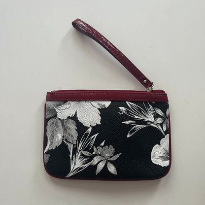 Wristlet By Nine West. Size: Medium