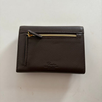Wallet By Clothes Mentor. Size: Medium