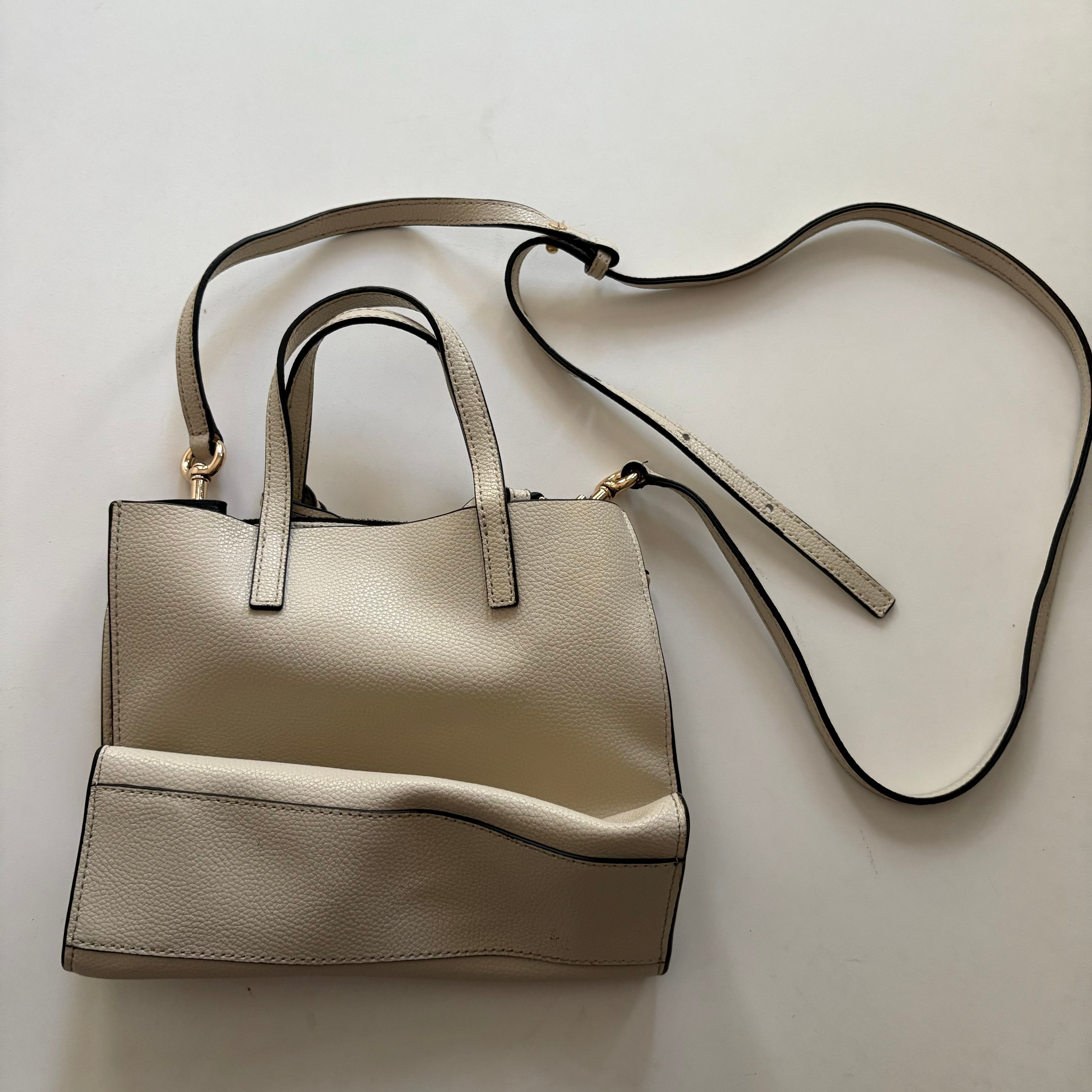 Handbag Designer By Marc By Marc Jacobs. Size: Medium