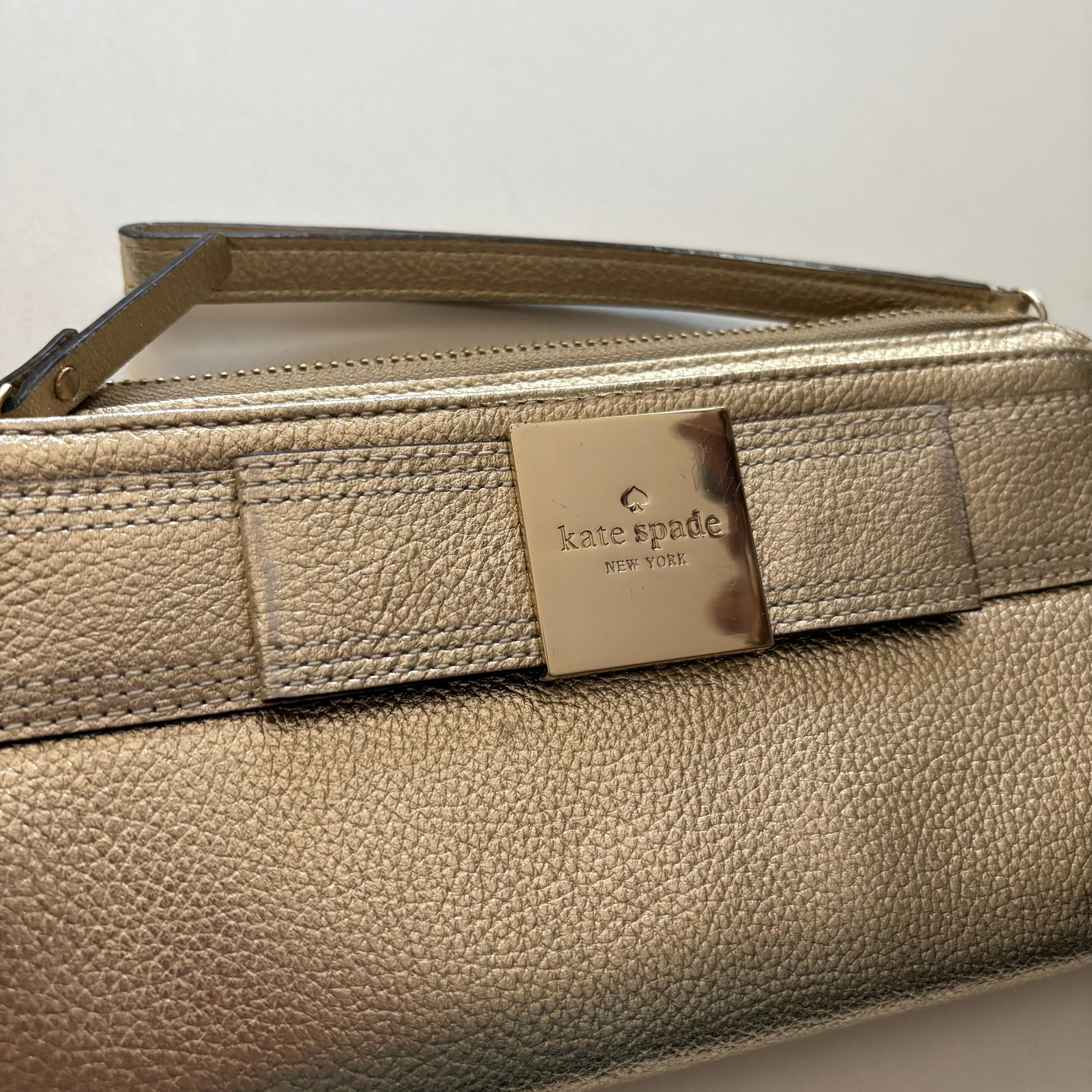 Wallet By Kate Spade. Size: Large