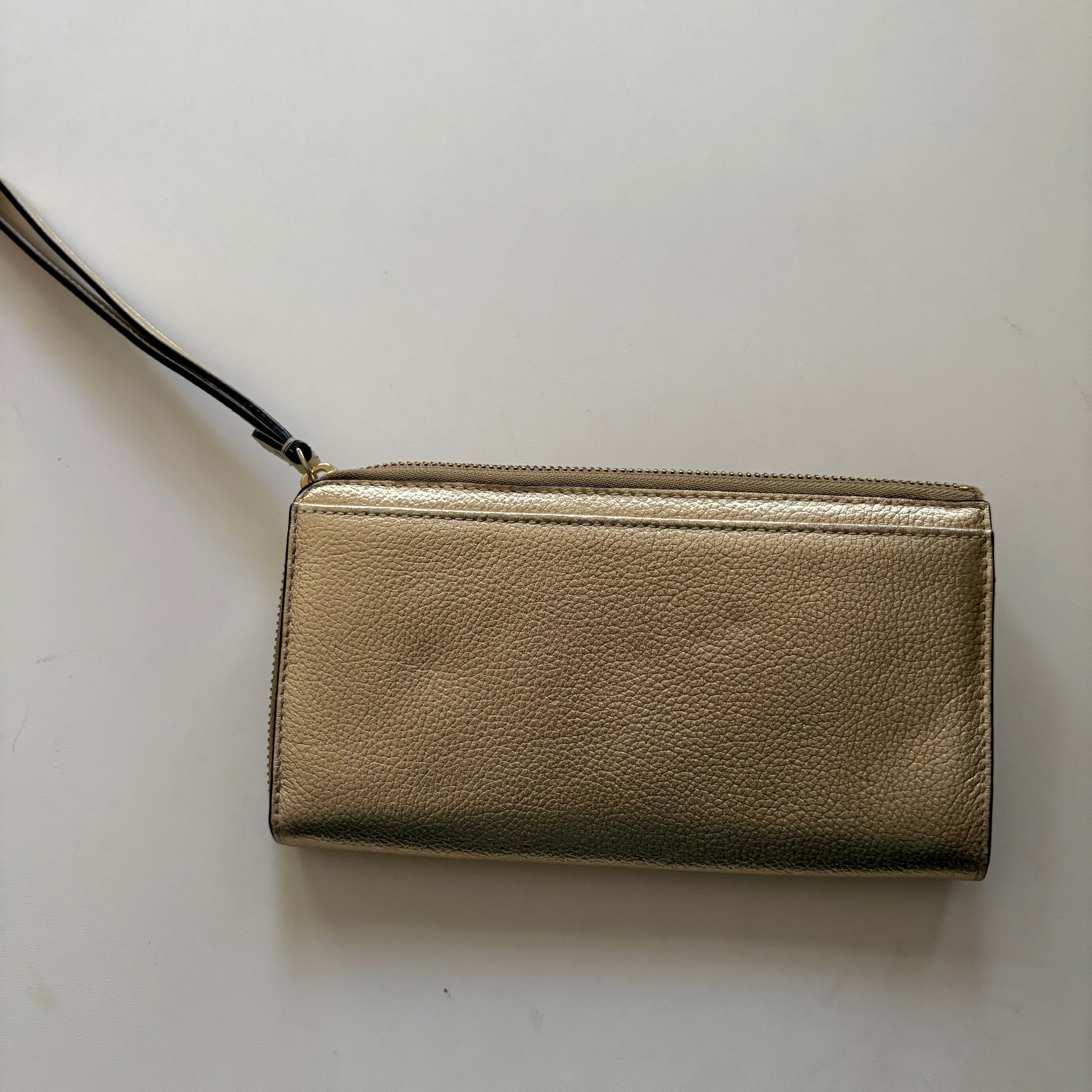 Wallet By Kate Spade. Size: Large