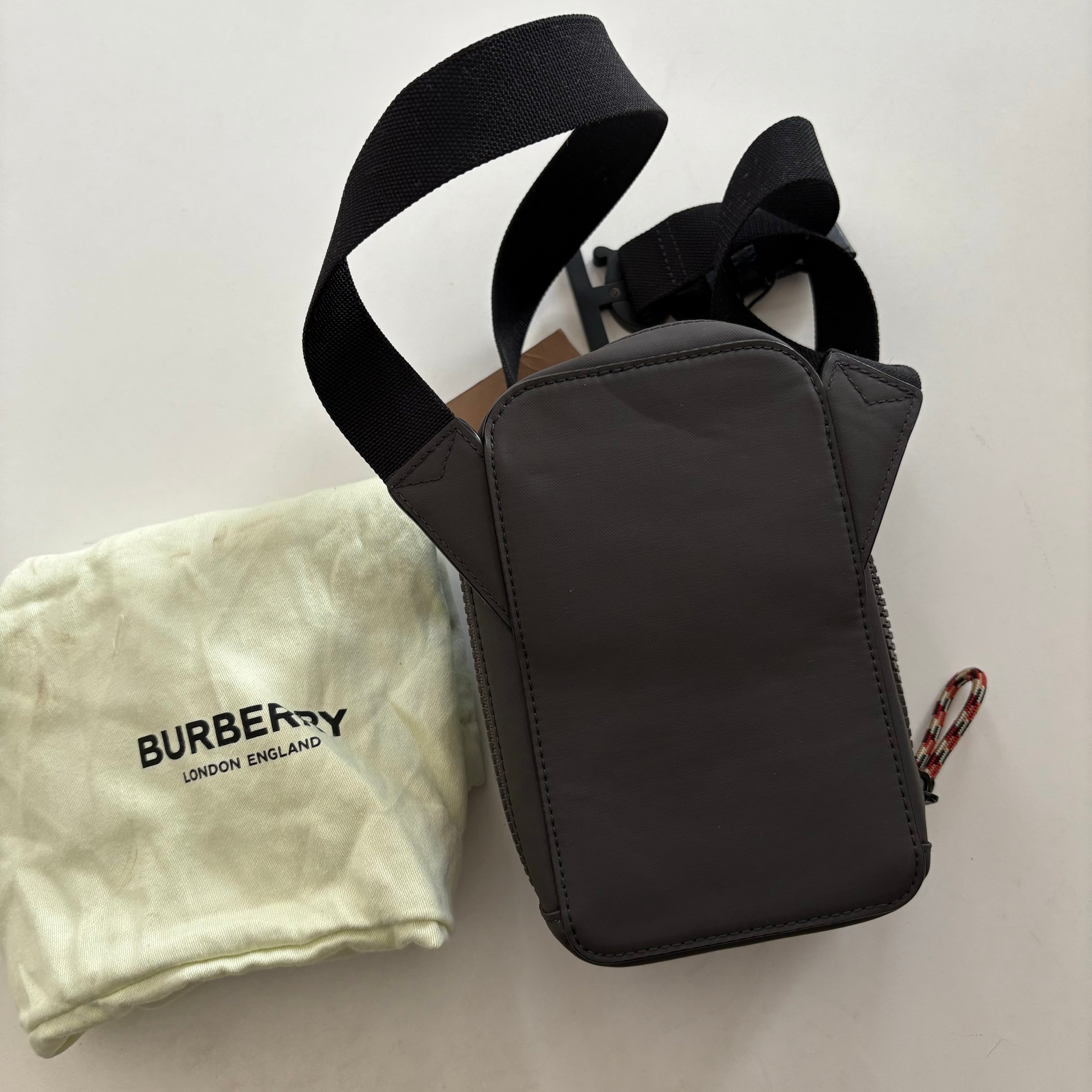 Handbag Designer By Burberry. Size: Small