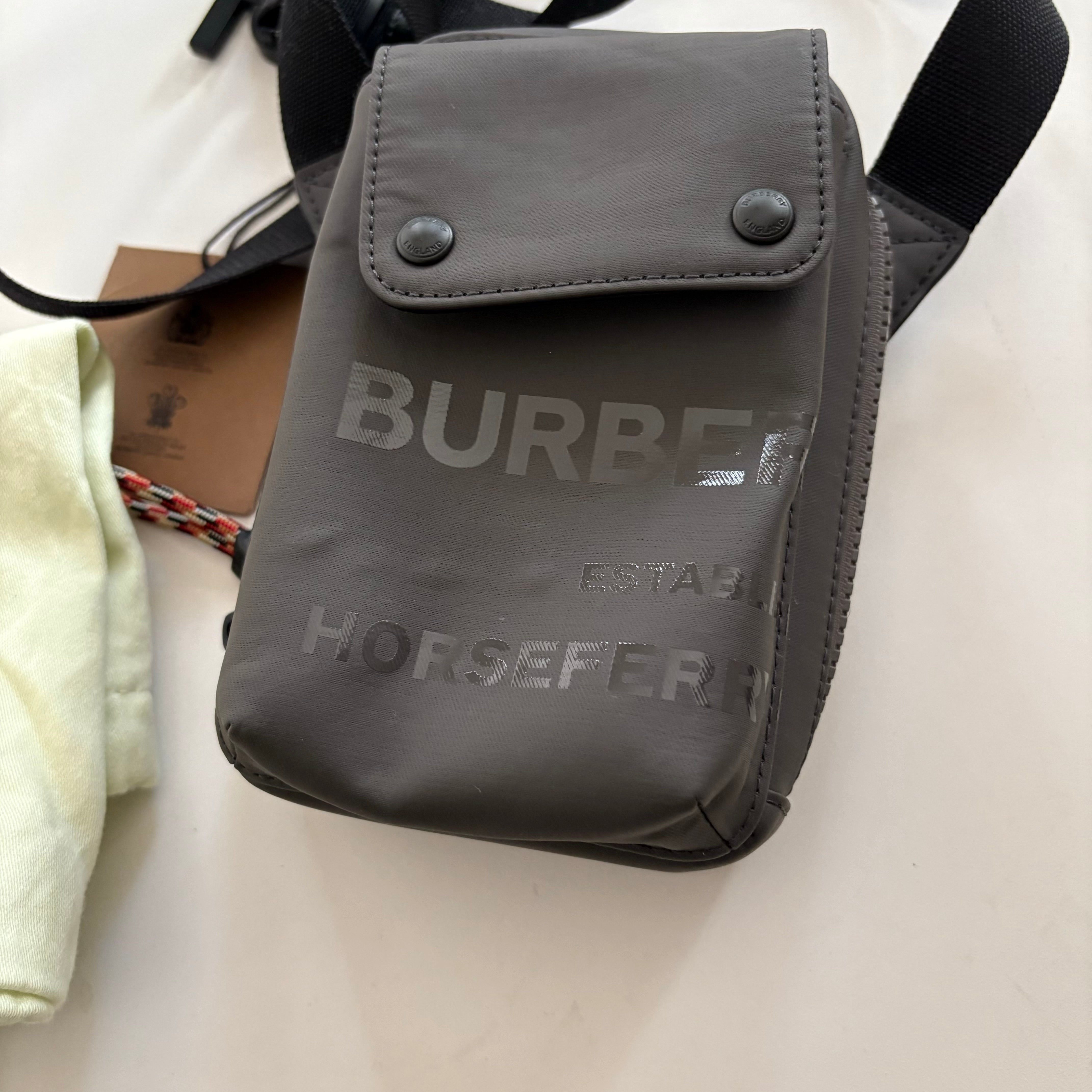 Handbag Designer By Burberry. Size: Small