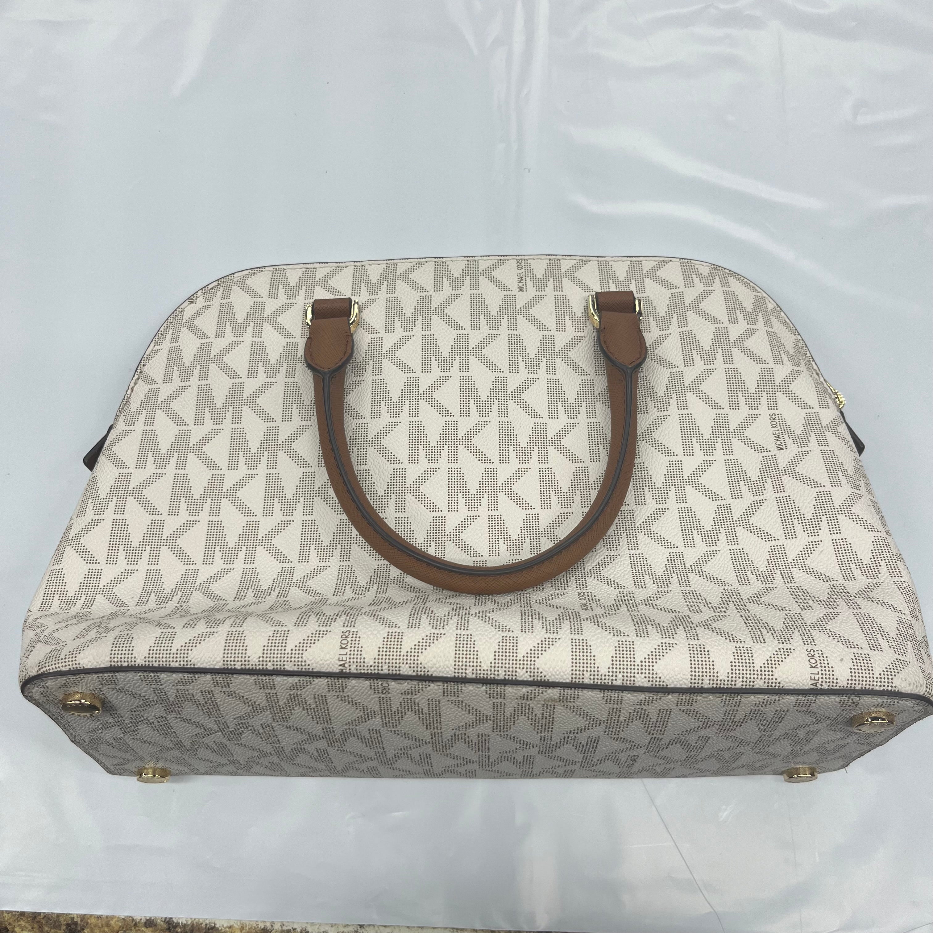 Handbag Designer Michael Kors. Size Medium