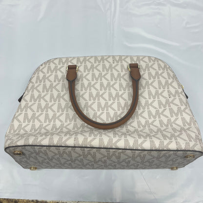 Handbag Designer Michael Kors. Size Medium