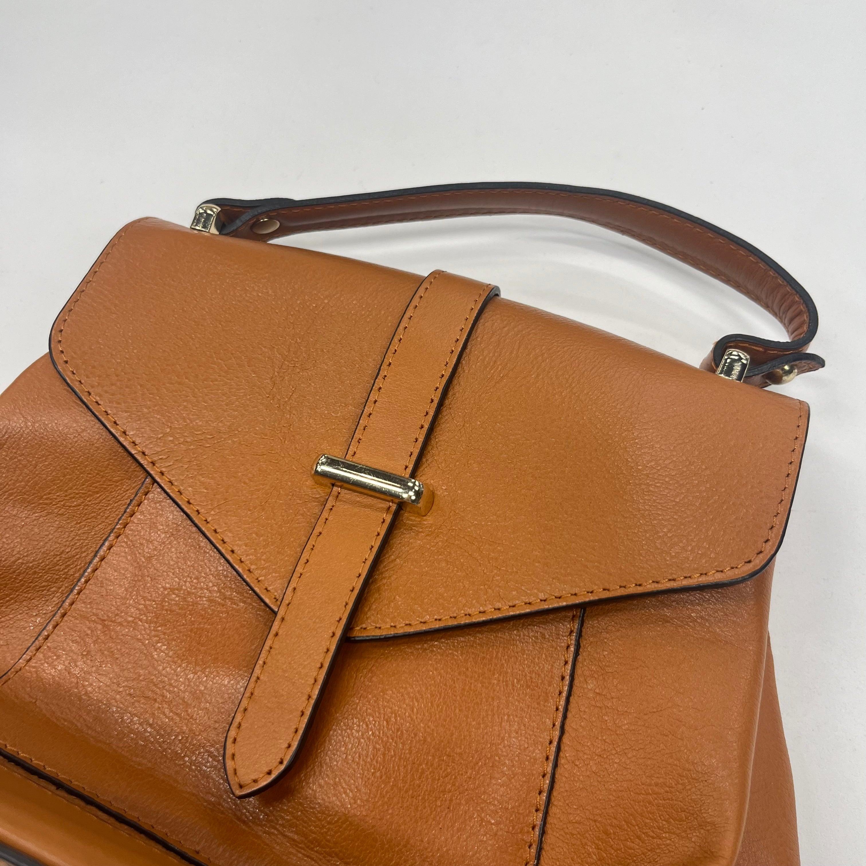 Crossbody Designer Divina Firenze. Size Medium