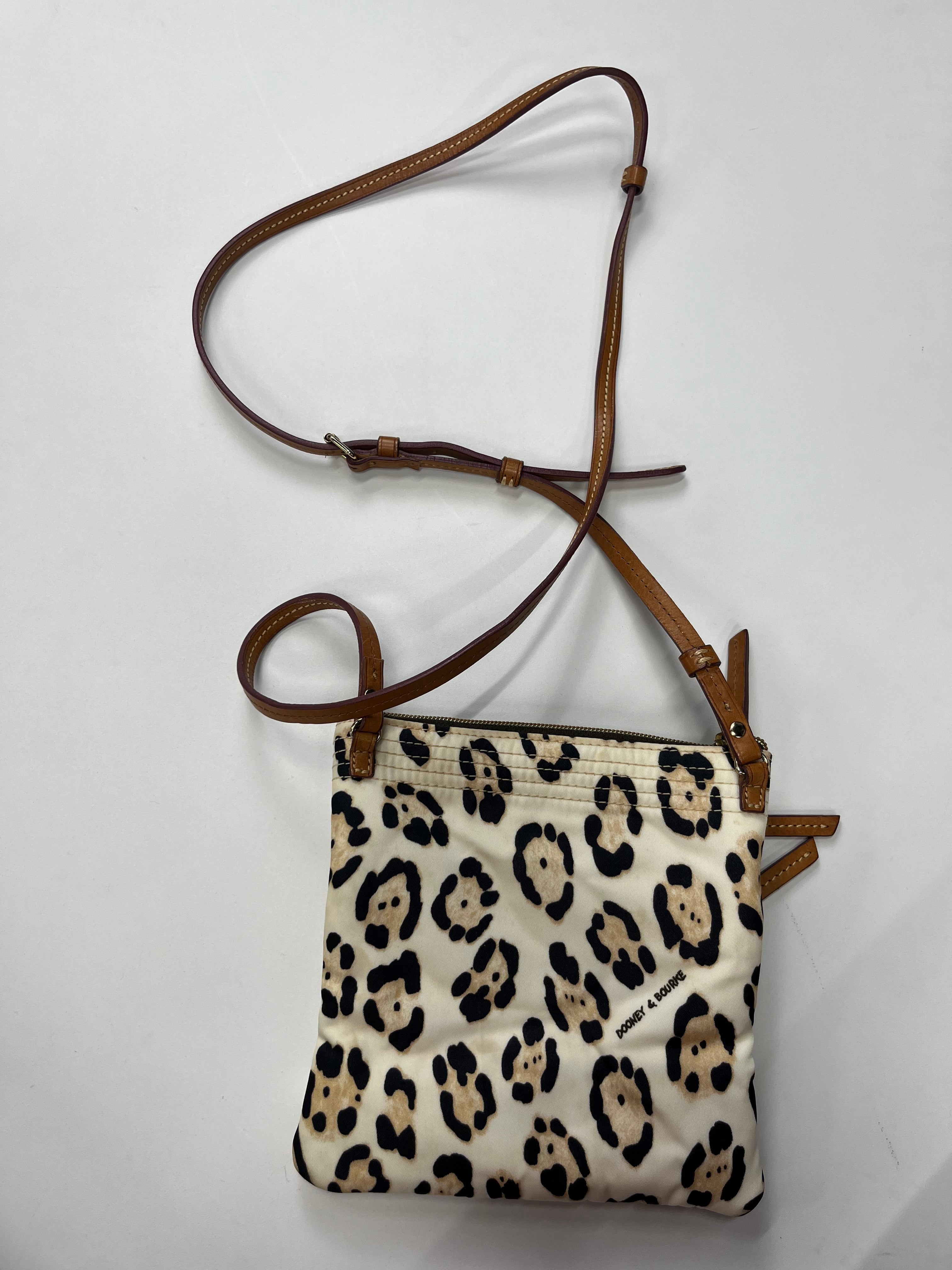 Animal Print Handbag Designer Dooney And Bourke. Size Small