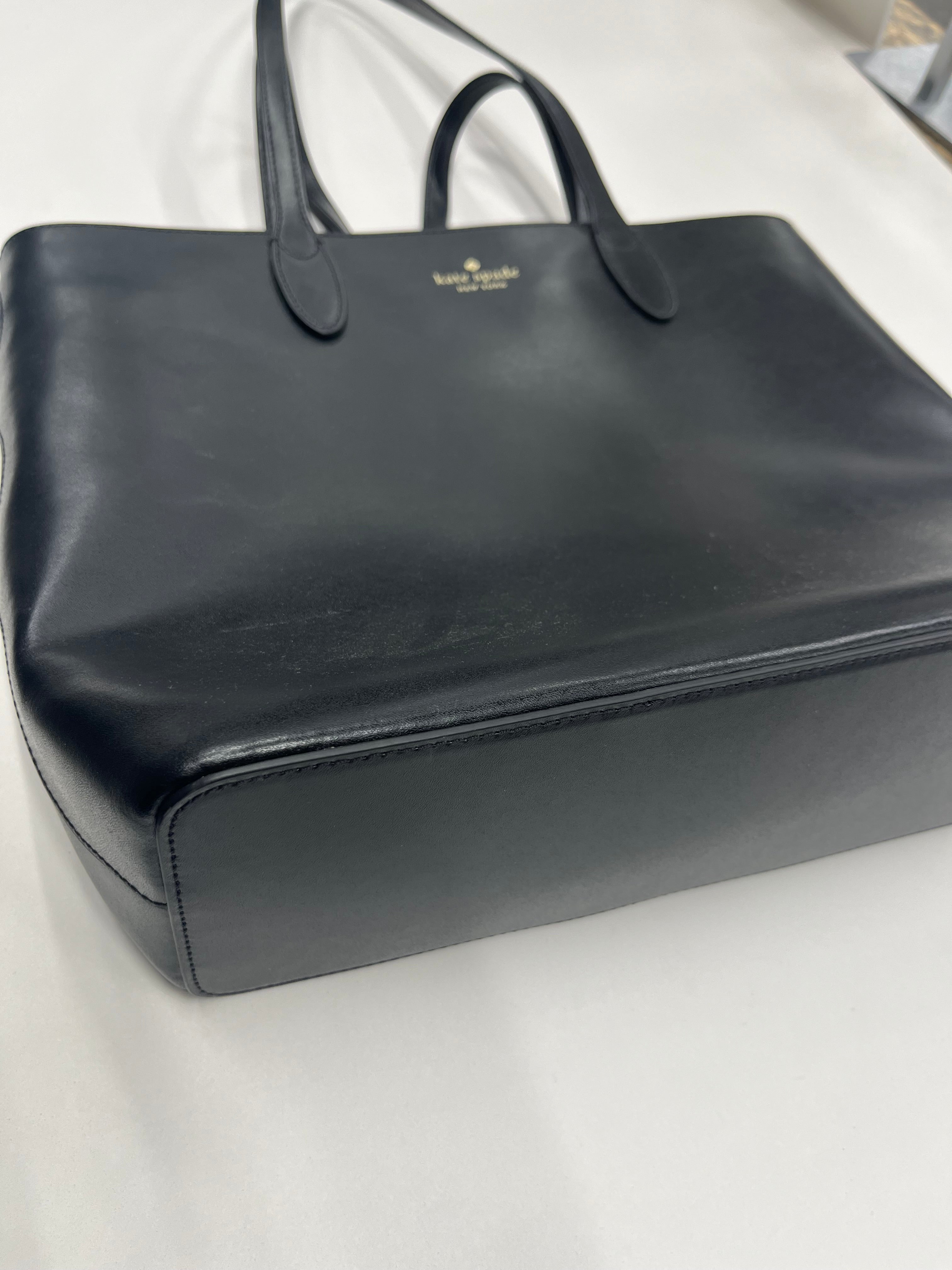 Handbag Designer Kate Spade. Size Medium