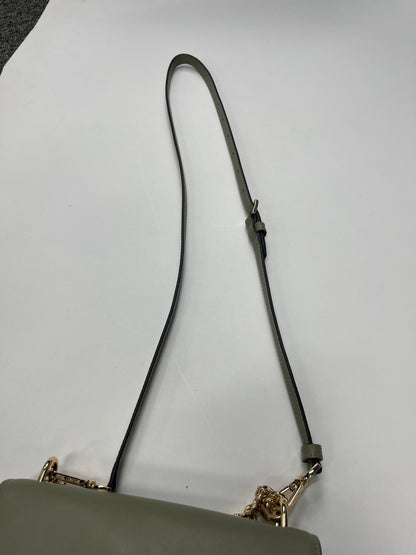 Mint Handbag Designer Michael Kors. Size Medium