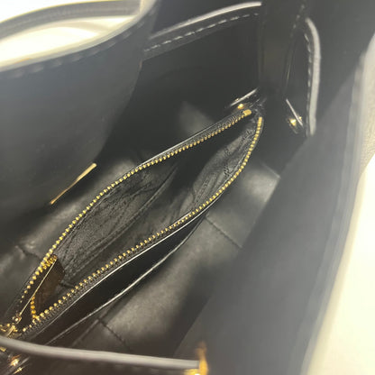 Handbag Designer Michael Kors. Size Medium