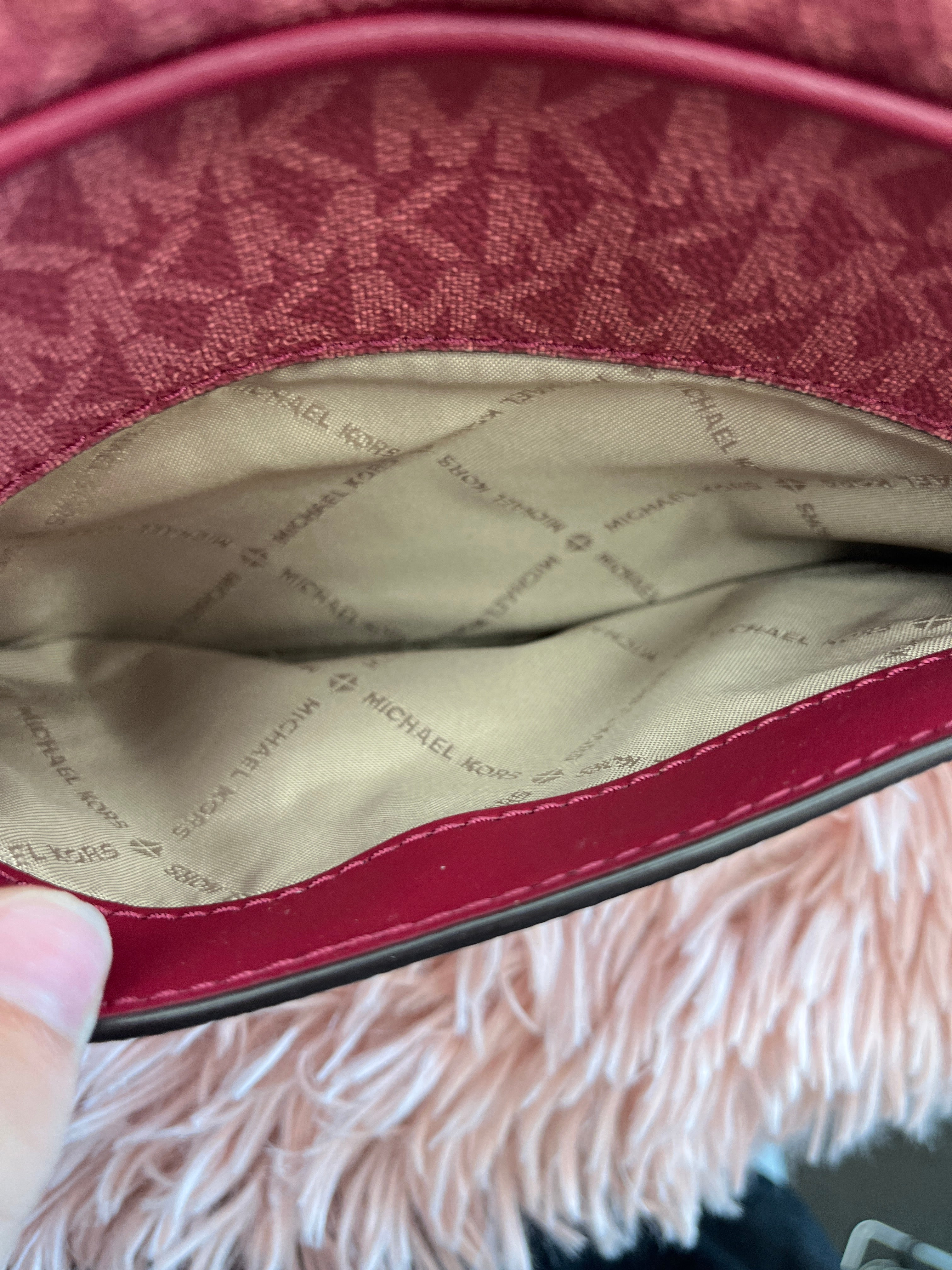Crossbody Designer Michael By Michael Kors. Size Small