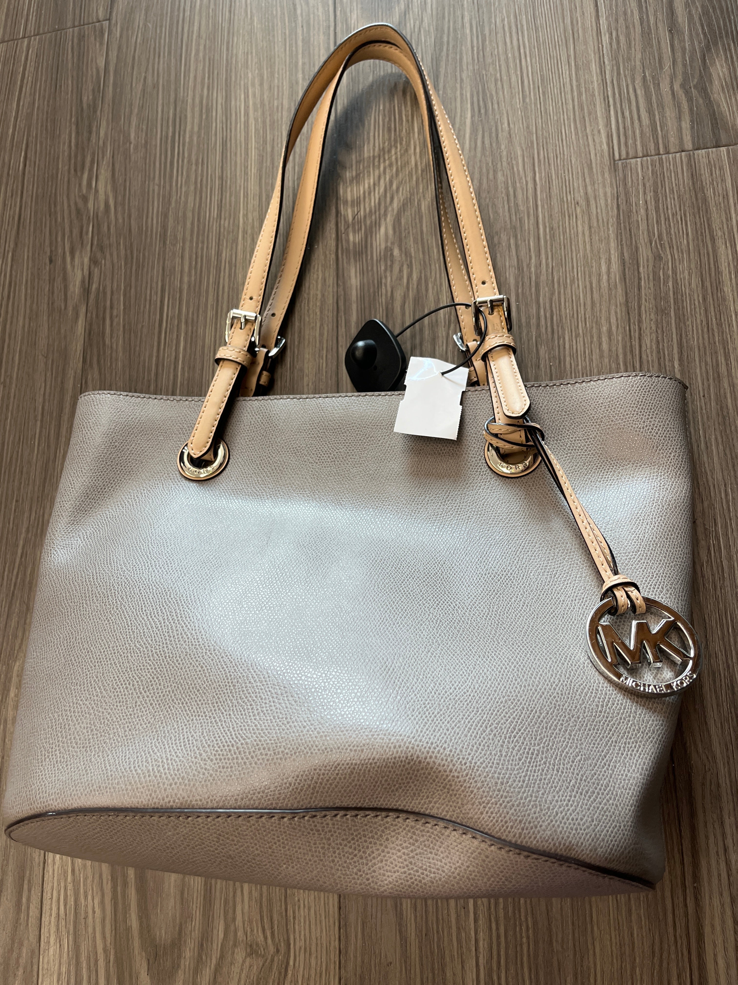 Handbag Designer By Michael By Michael Kors. Size: Medium