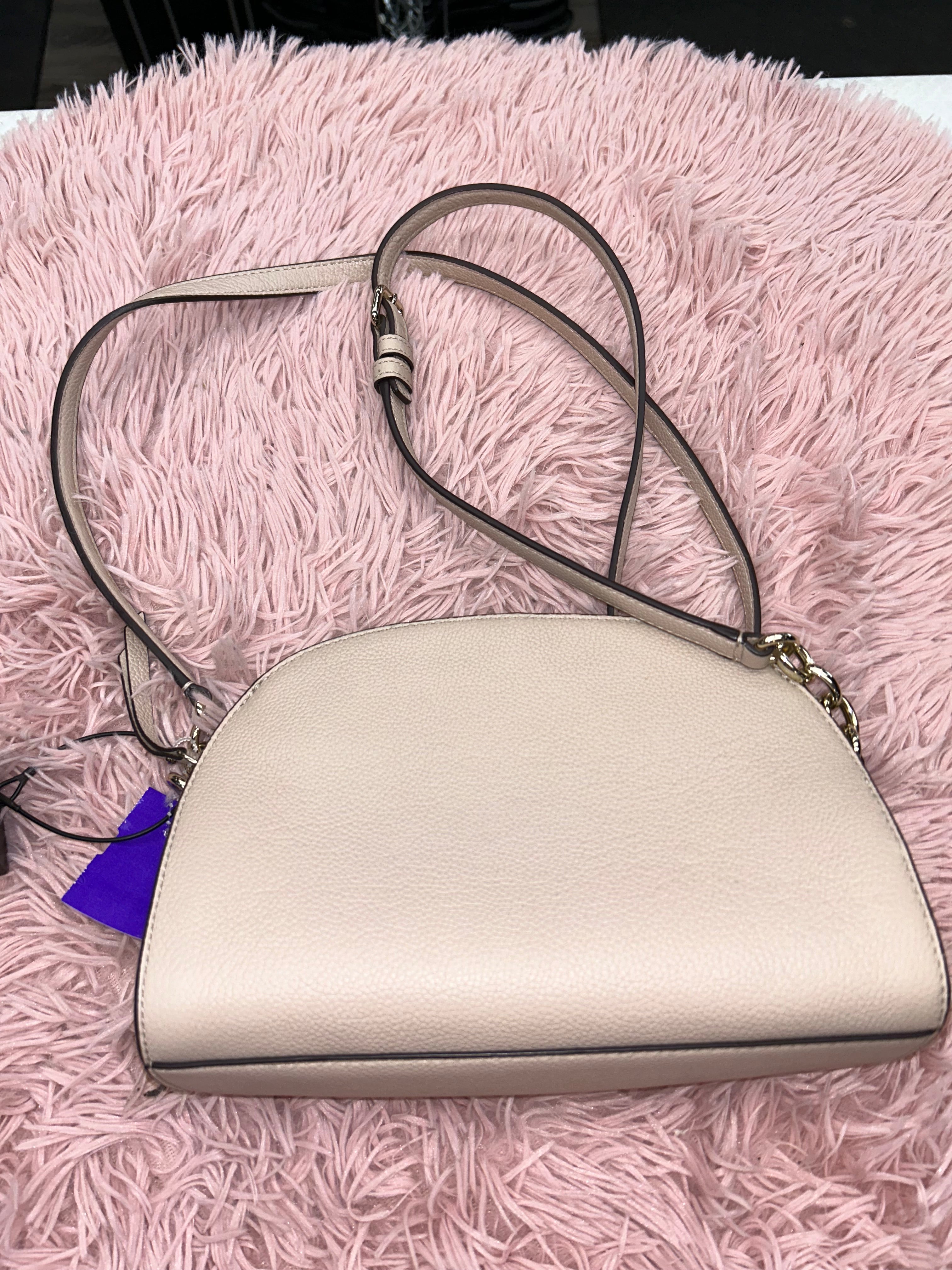 Crossbody Designer Kate Spade. Size Small