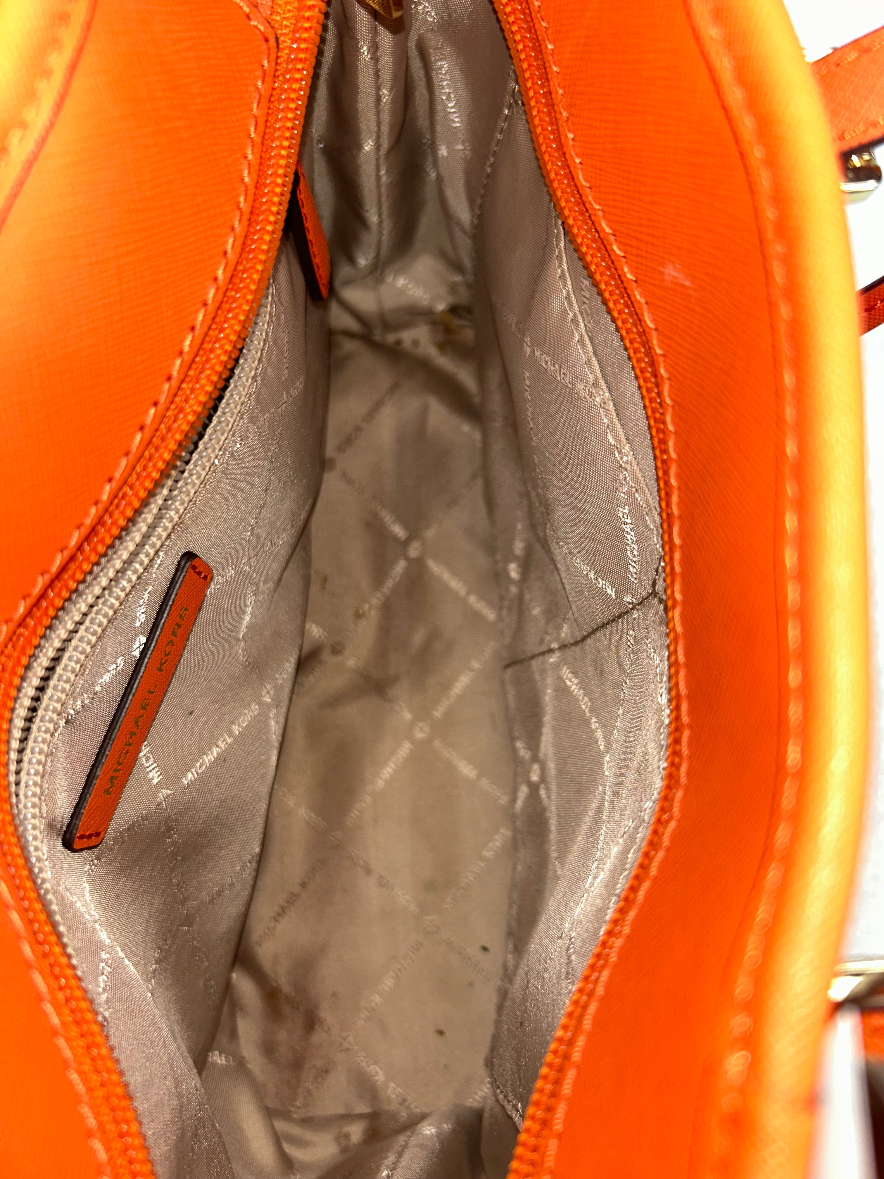 Crossbody Designer By Michael Kors. Size: Small