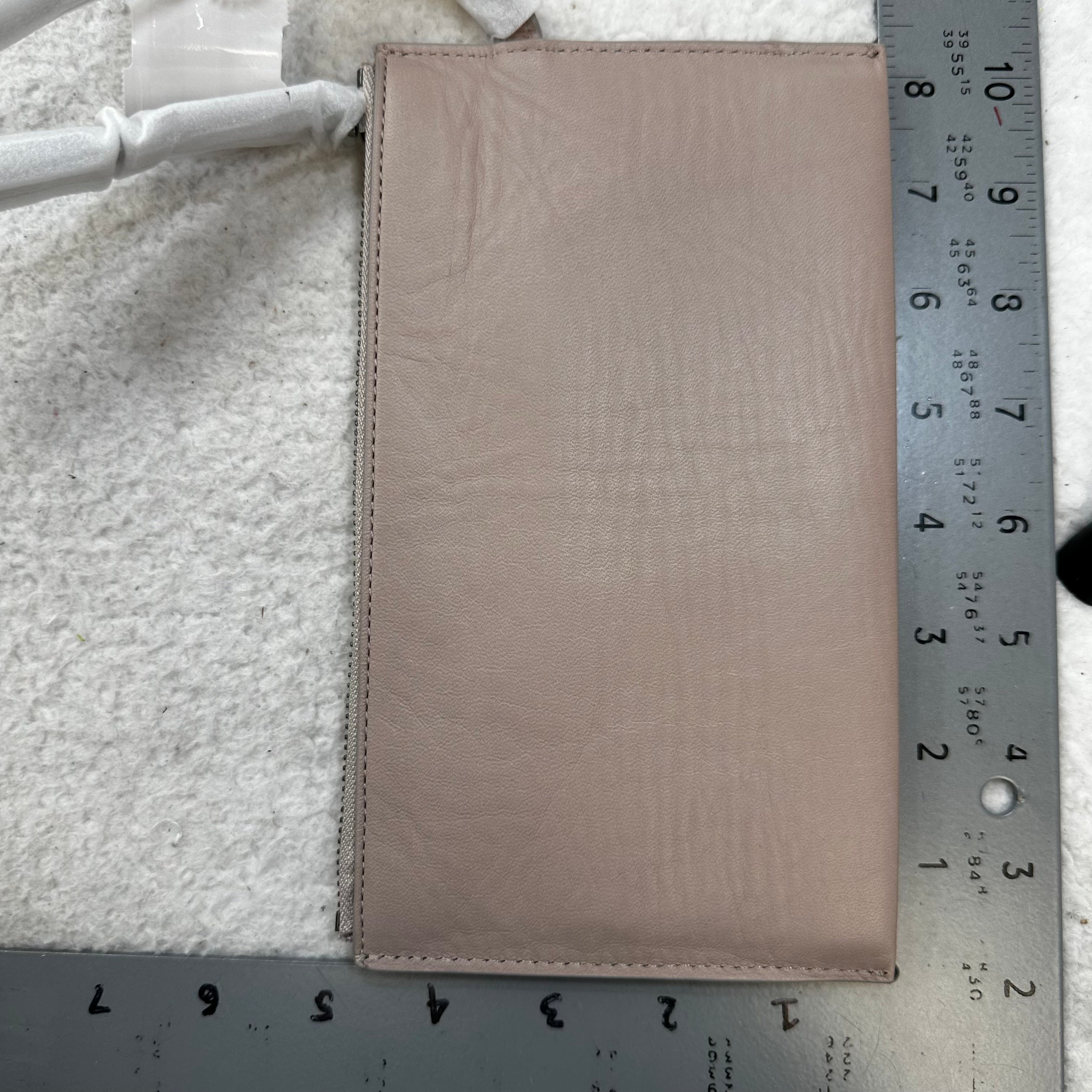 Wristlet By Ecco. Size: Small