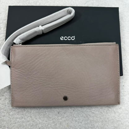 Wristlet By Ecco. Size: Small