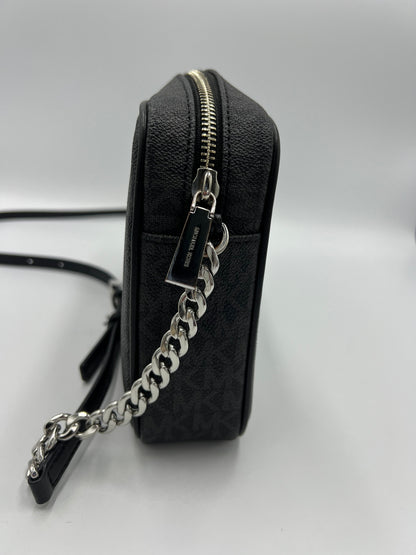Crossbody Designer Michael Kors. Size Medium