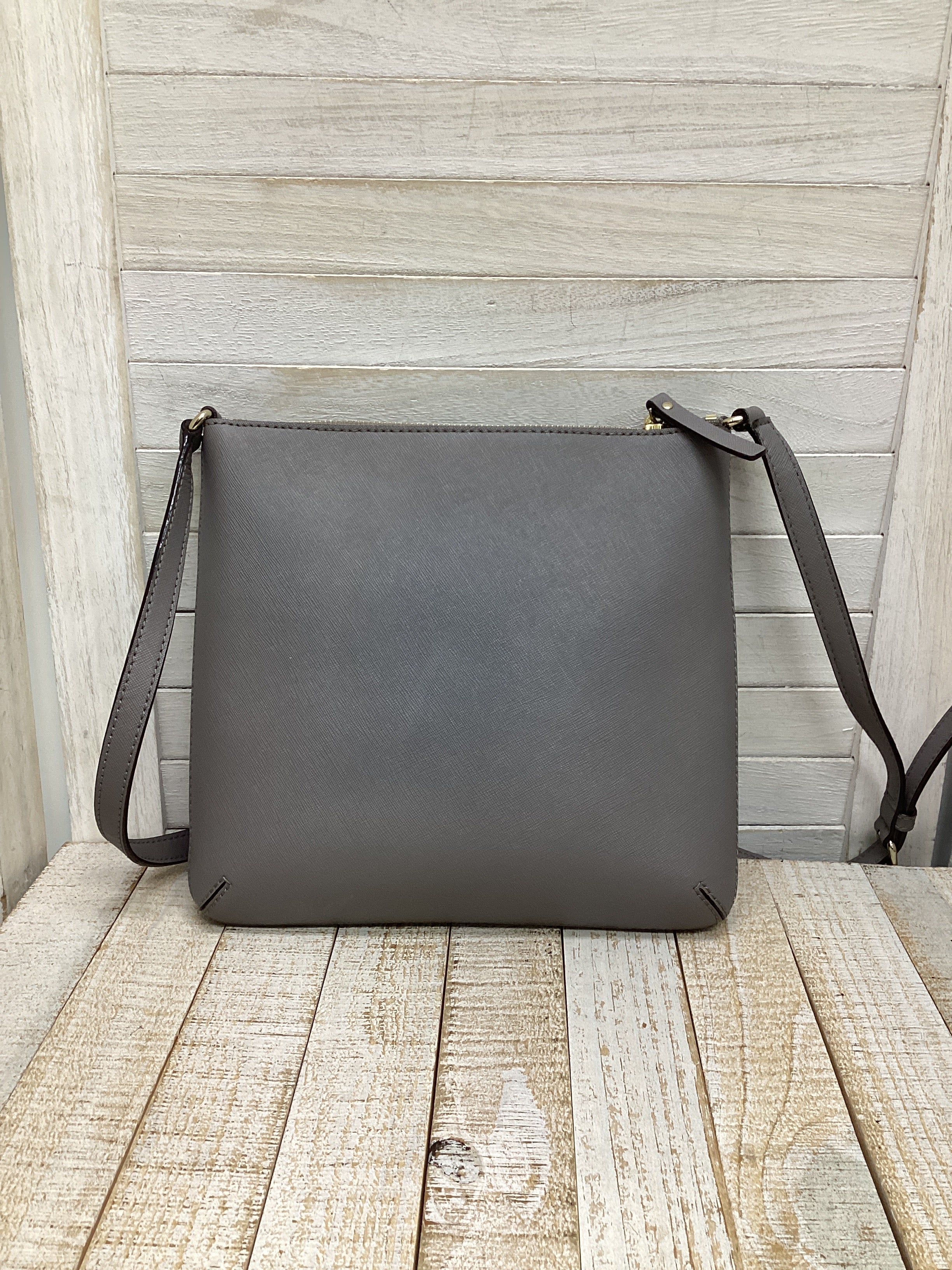 Crossbody Designer Kate Spade. Size Medium