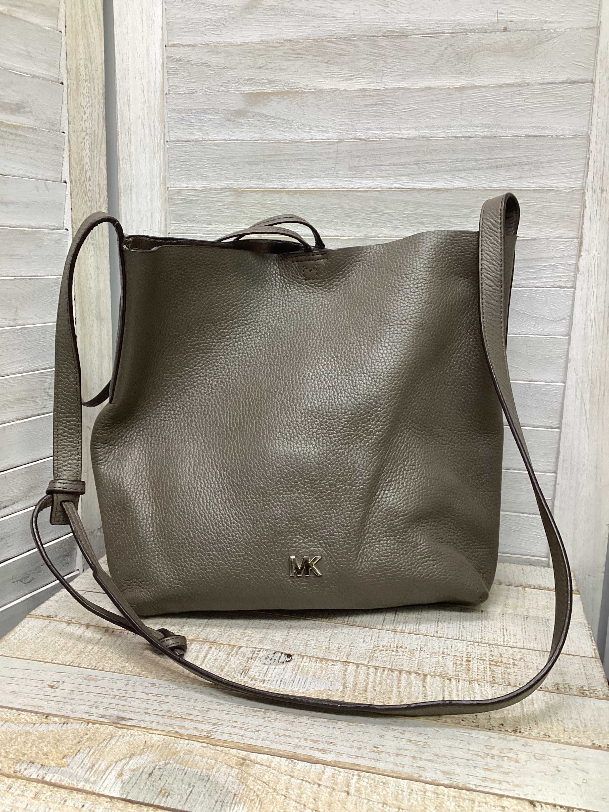 Crossbody Designer By Michael Kors. Size: Medium