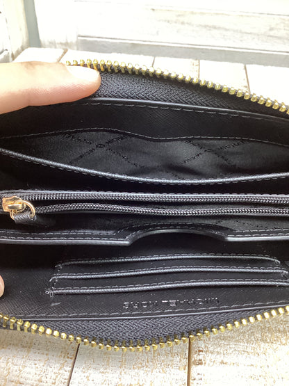 Wallet Designer By Michael Kors. Size: Medium