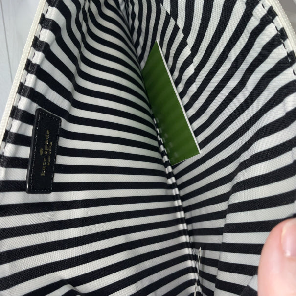Clutch Designer By Kate Spade. Size: Large