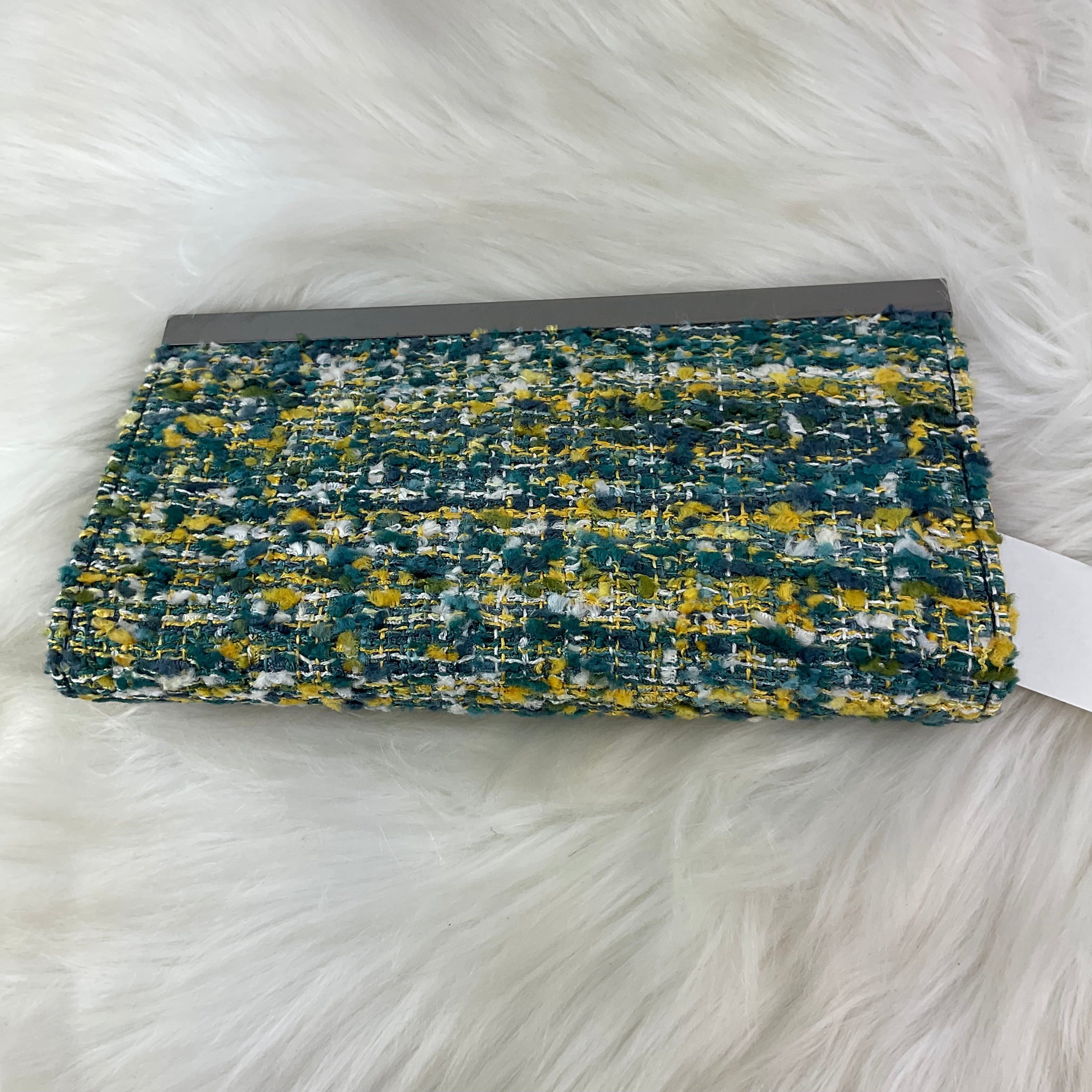 Wallet Designer Patricia Nash. Size Medium