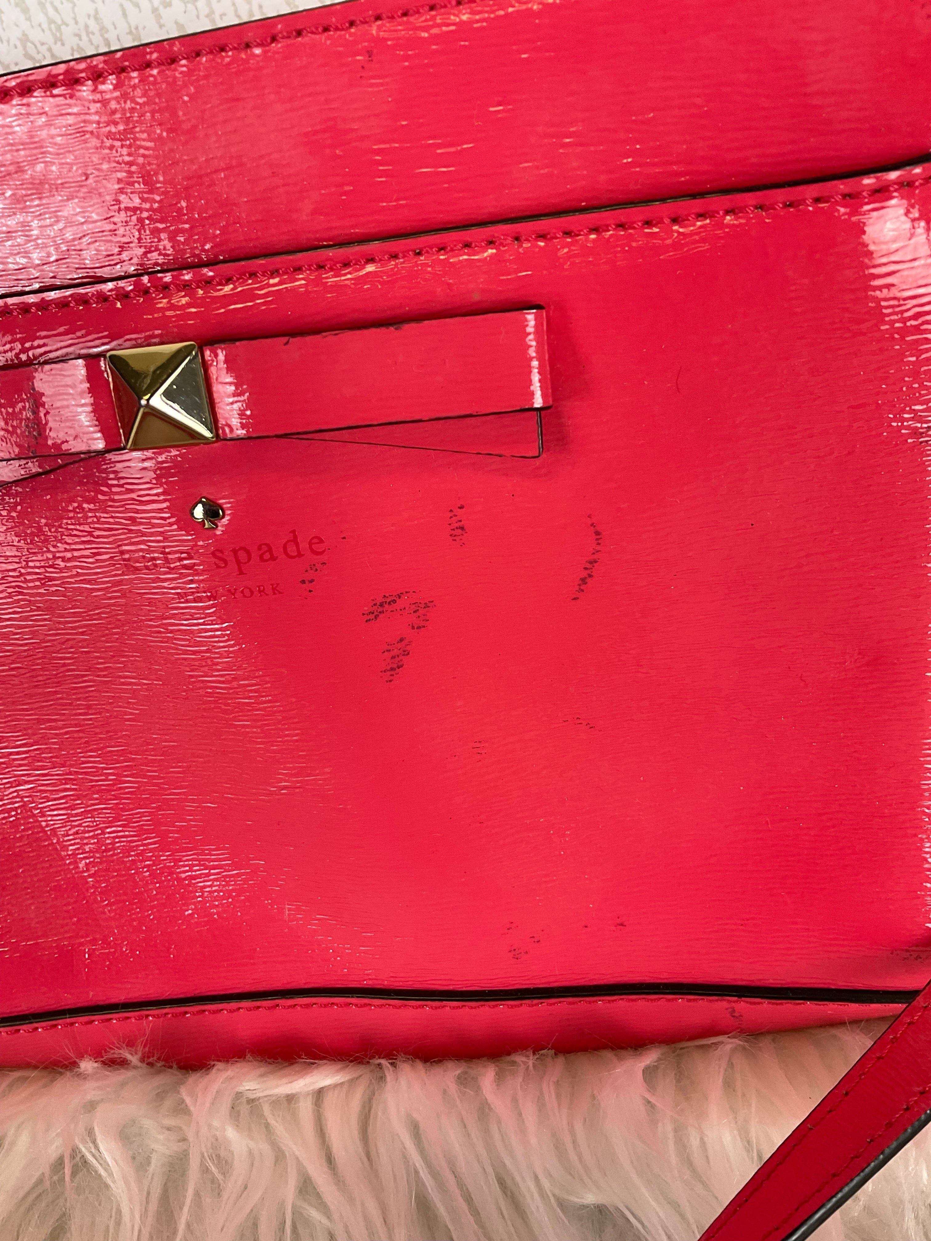 Crossbody Designer By Kate Spade. Size: Small