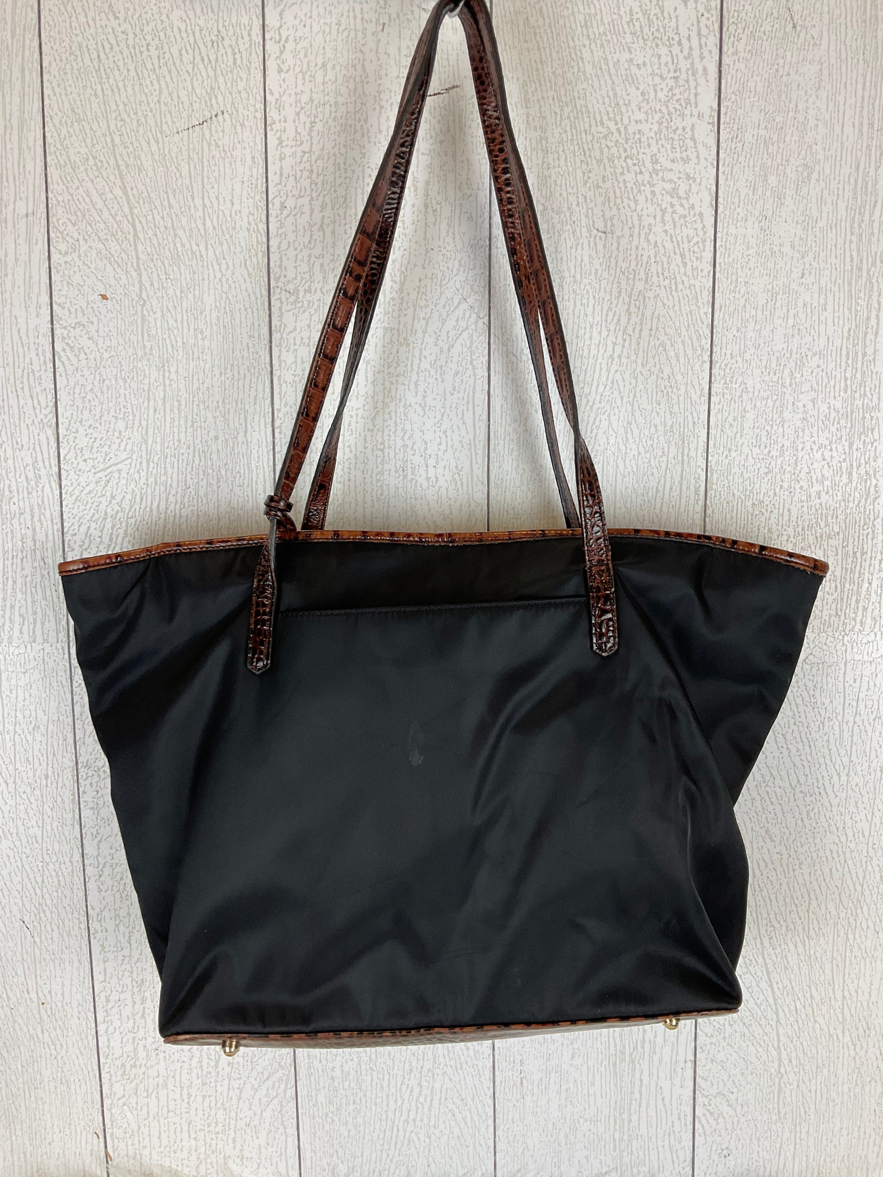 Handbag Designer By Brahmin. Size: Medium