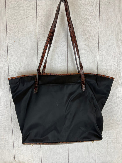 Handbag Designer By Brahmin. Size: Medium