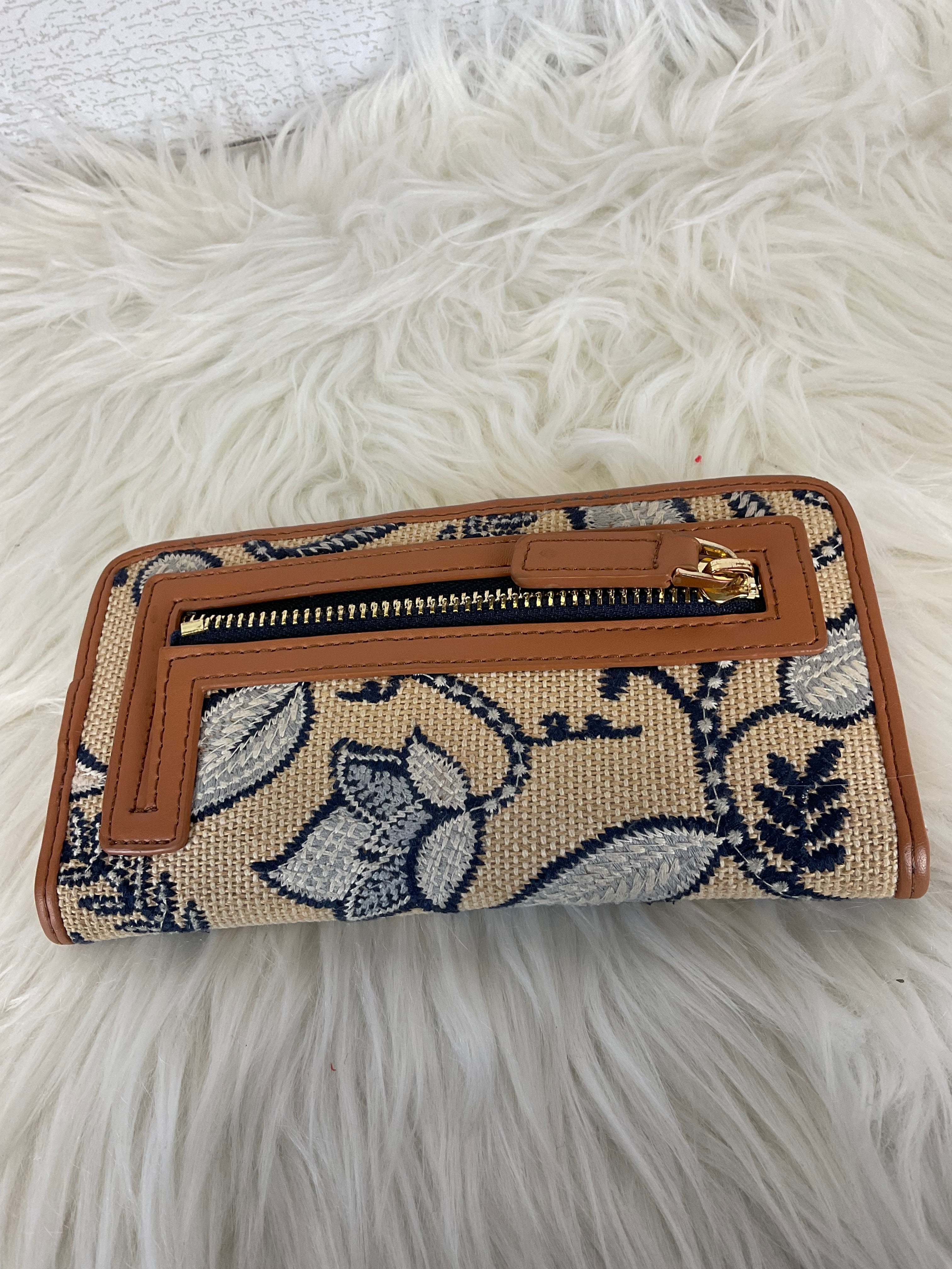 Wallet Designer Spartina. Size Medium