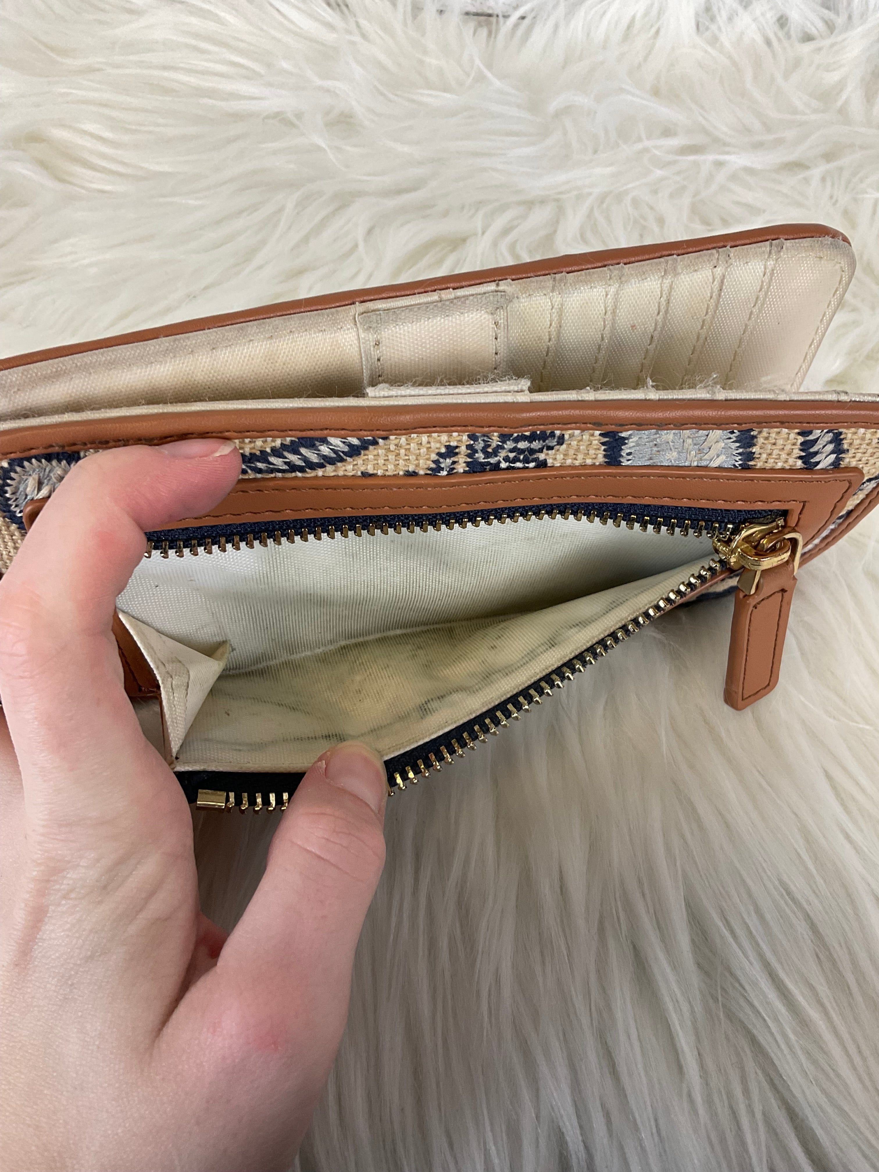 Wallet Designer Spartina. Size Medium