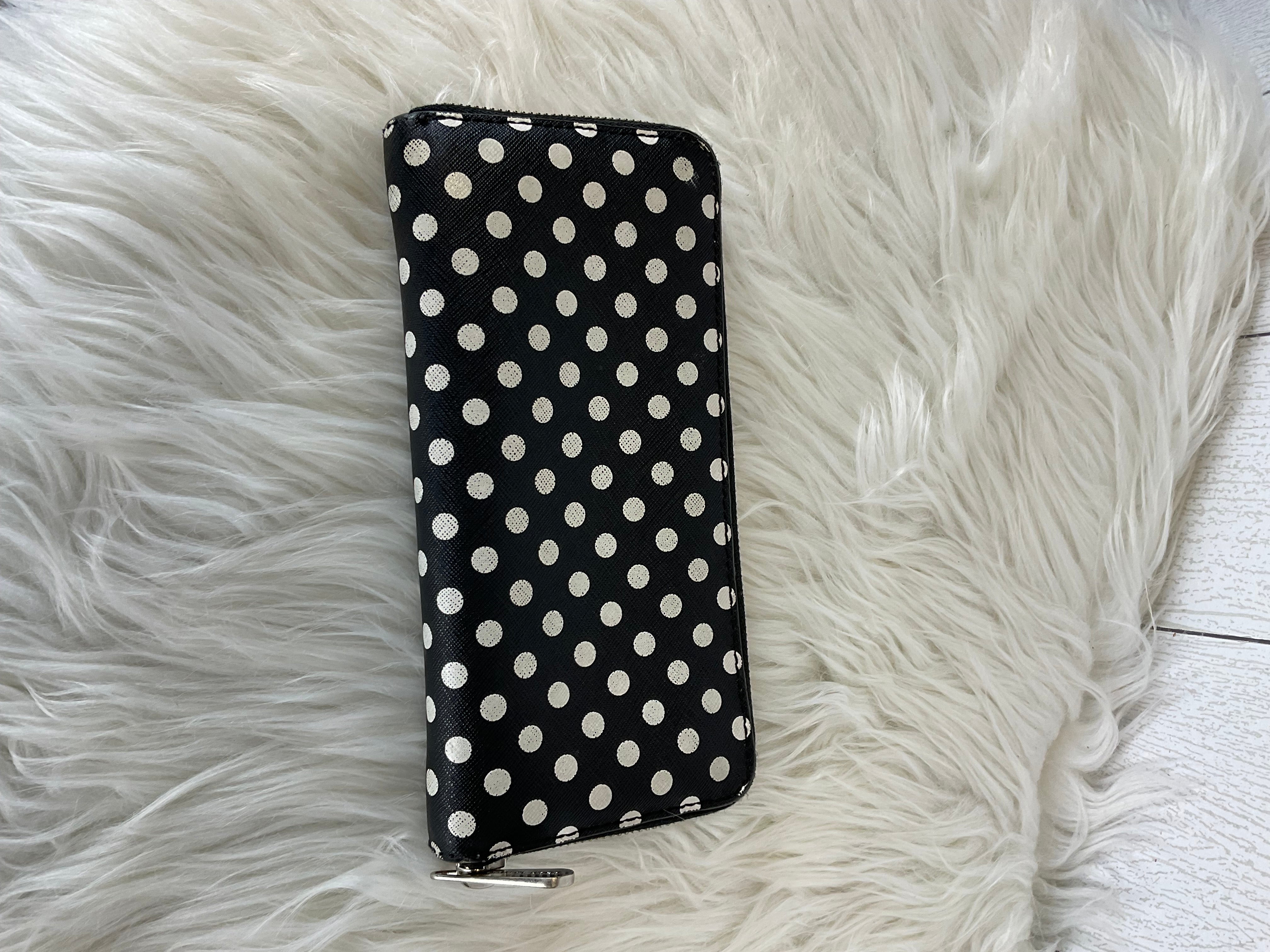 Wallet Designer By Michael Kors. Size: Large