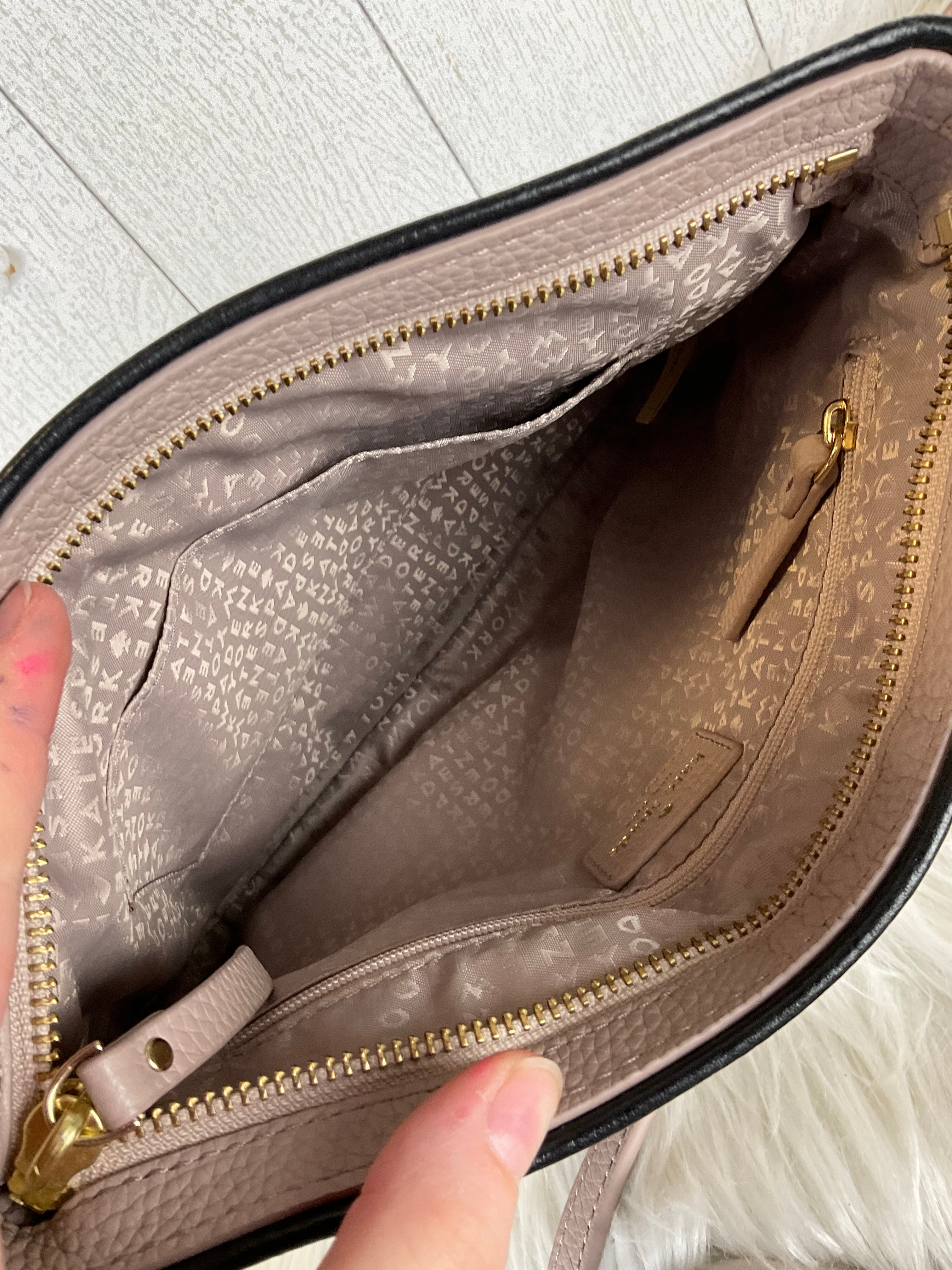 Crossbody Designer By Kate Spade. Size: Medium