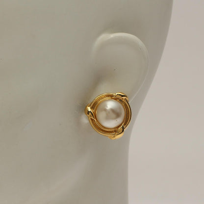 Top Quality Chanel Gold Plated Faux Pearl Earrings