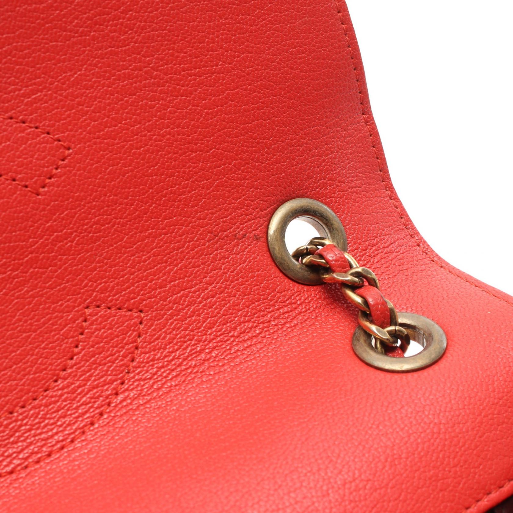 Top Quality Chanel Chevron Leather Shoulder Bag Red