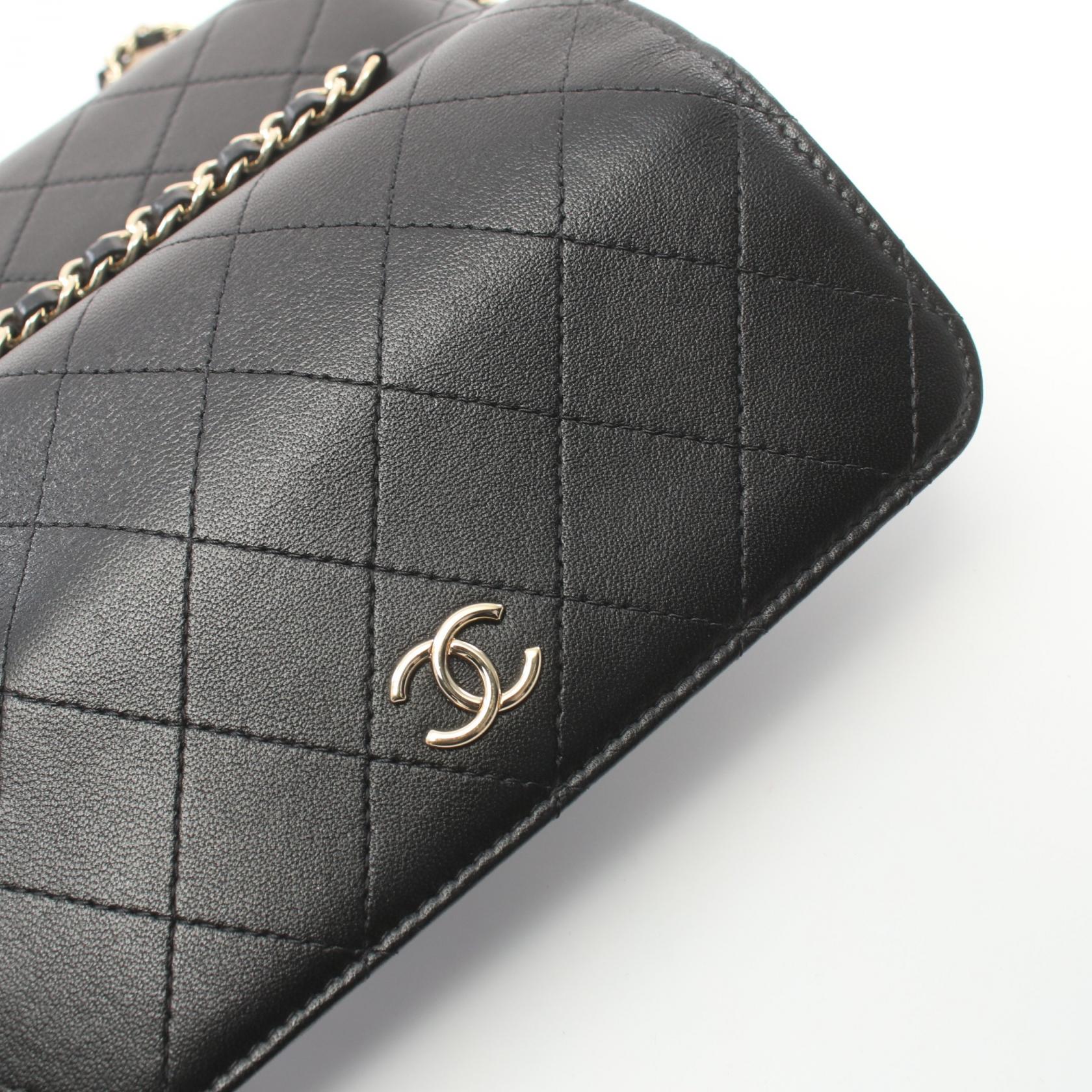 Top Quality Chanel Lambskin Matelasse Shoulder Bag AP2839