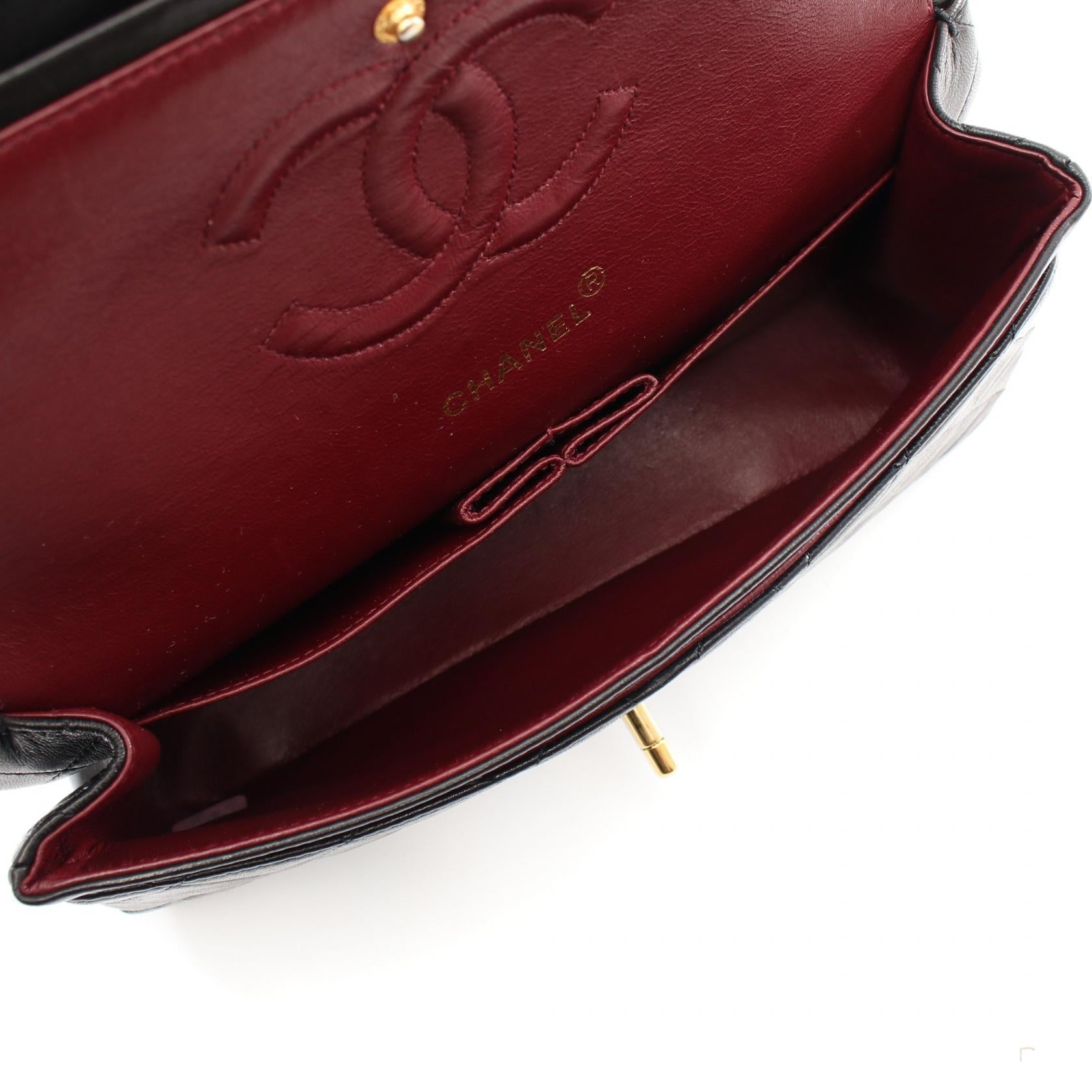 Top Quality Chanel Lambskin Matelasse W Flap Shoulder Bag A01112