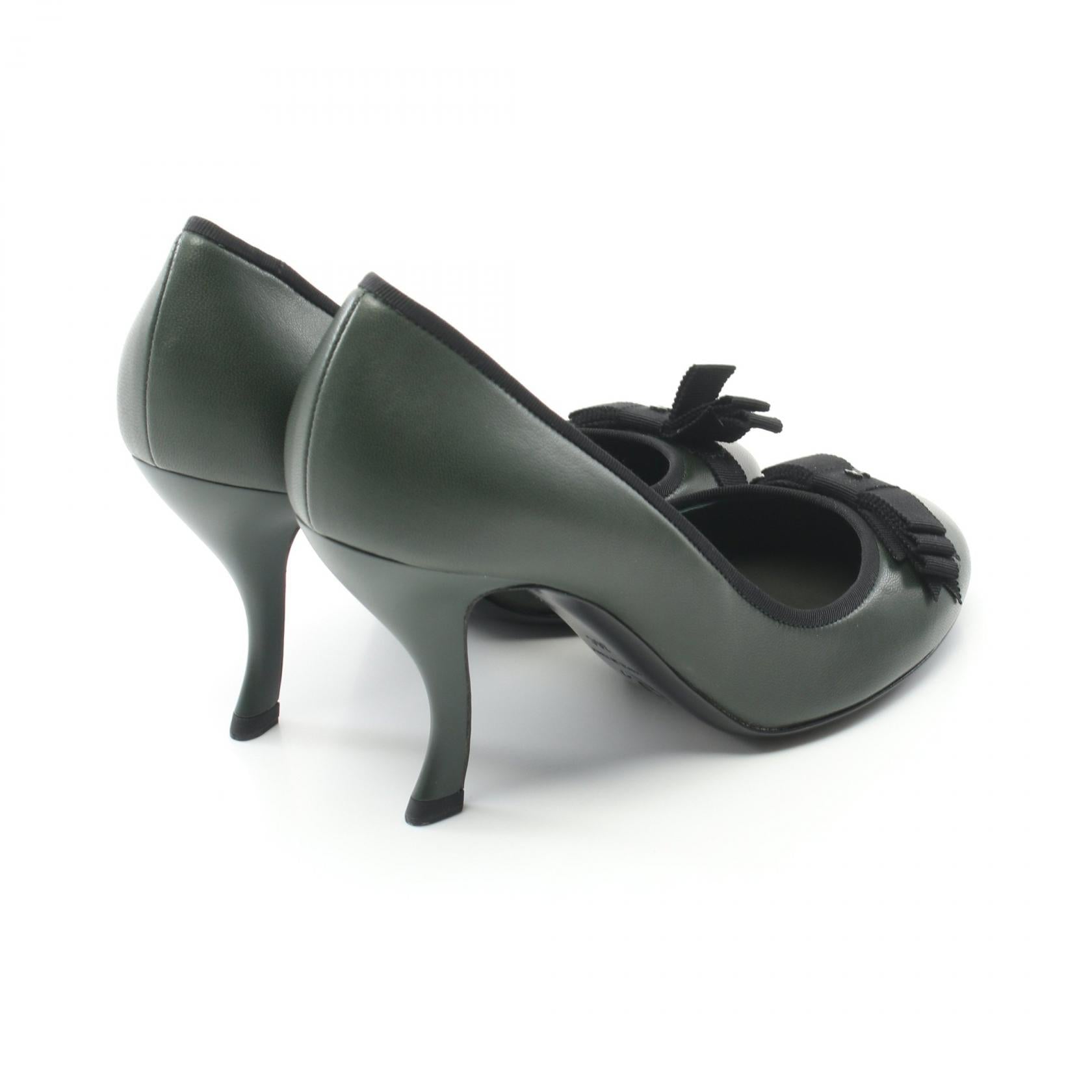 Top Quality Chanel Leather Ribbon Pumps Green/Black
