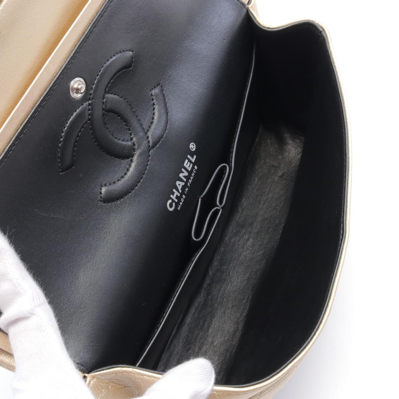 Top Quality Chanel Leather Matelasse W Flap Shoulder Bag A01112