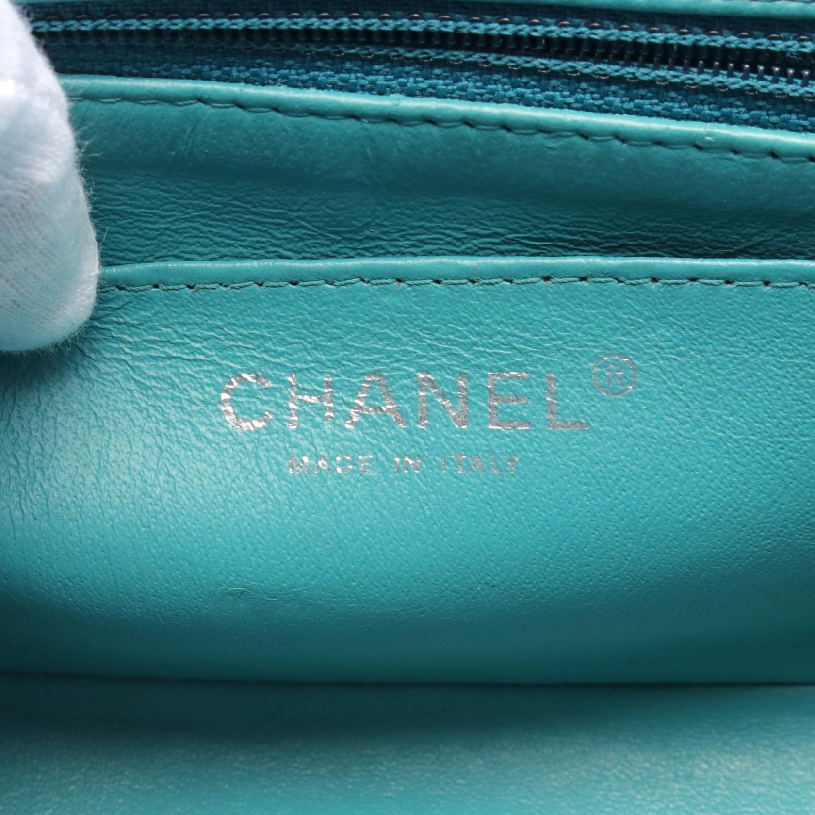 Top Quality Chanel Lambskin Mini Matelasse Shoulder Bag A69900