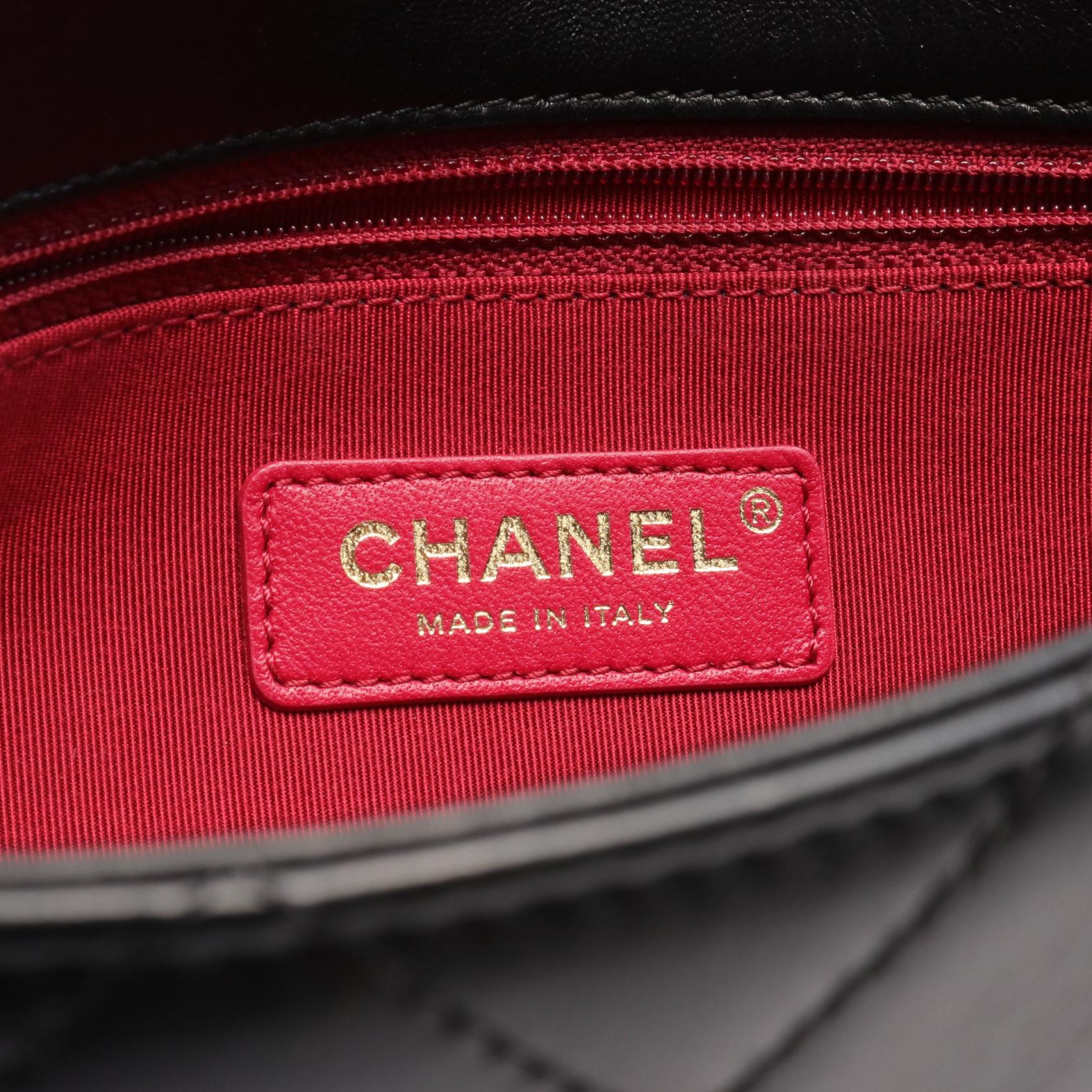 Top Quality Chanel Leather Matelasse Shoulder Bag AS2318