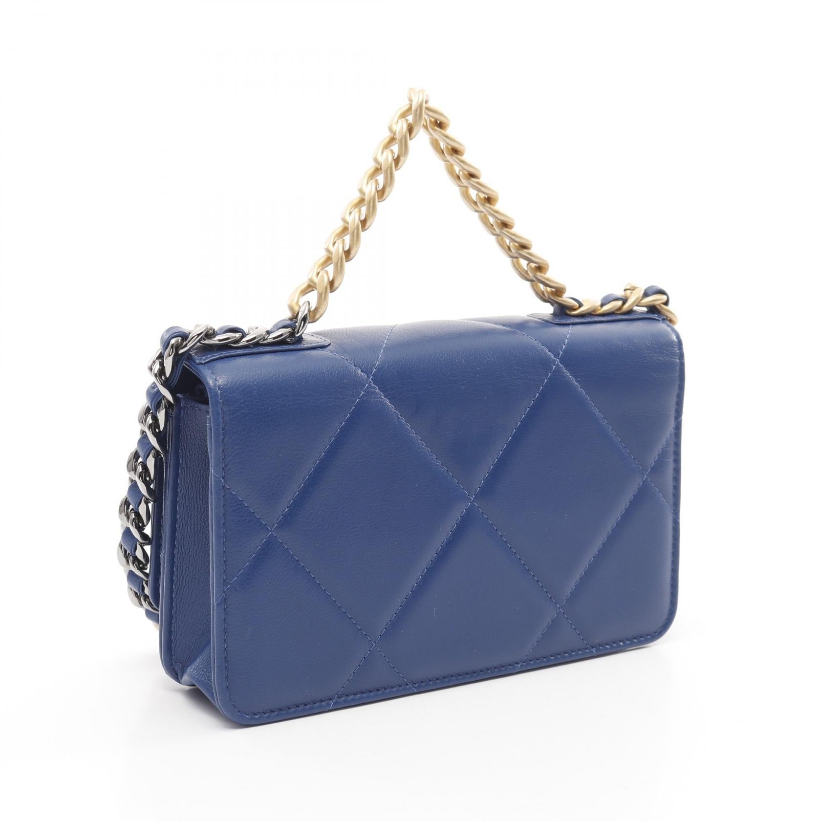Top Quality Chanel 19 Matelasse Lambskin Shoulder Bag