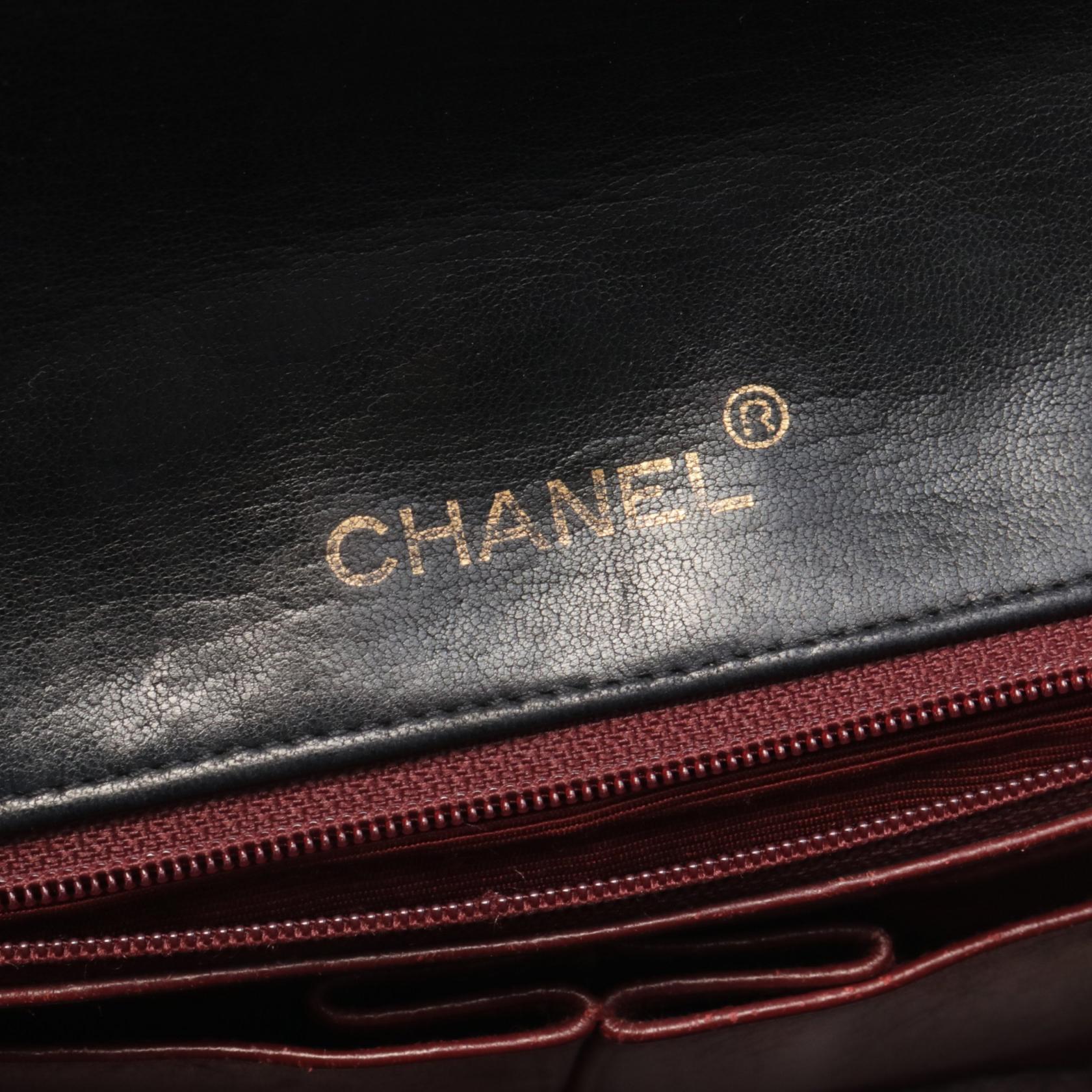 Top Quality Chanel Lambskin Full Flap Shoulder Bag A02500