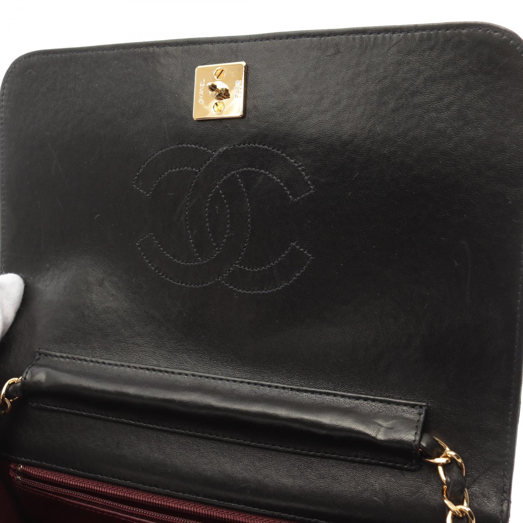 Top Quality Chanel Matelasse Lambskin Shoulder Bag Black